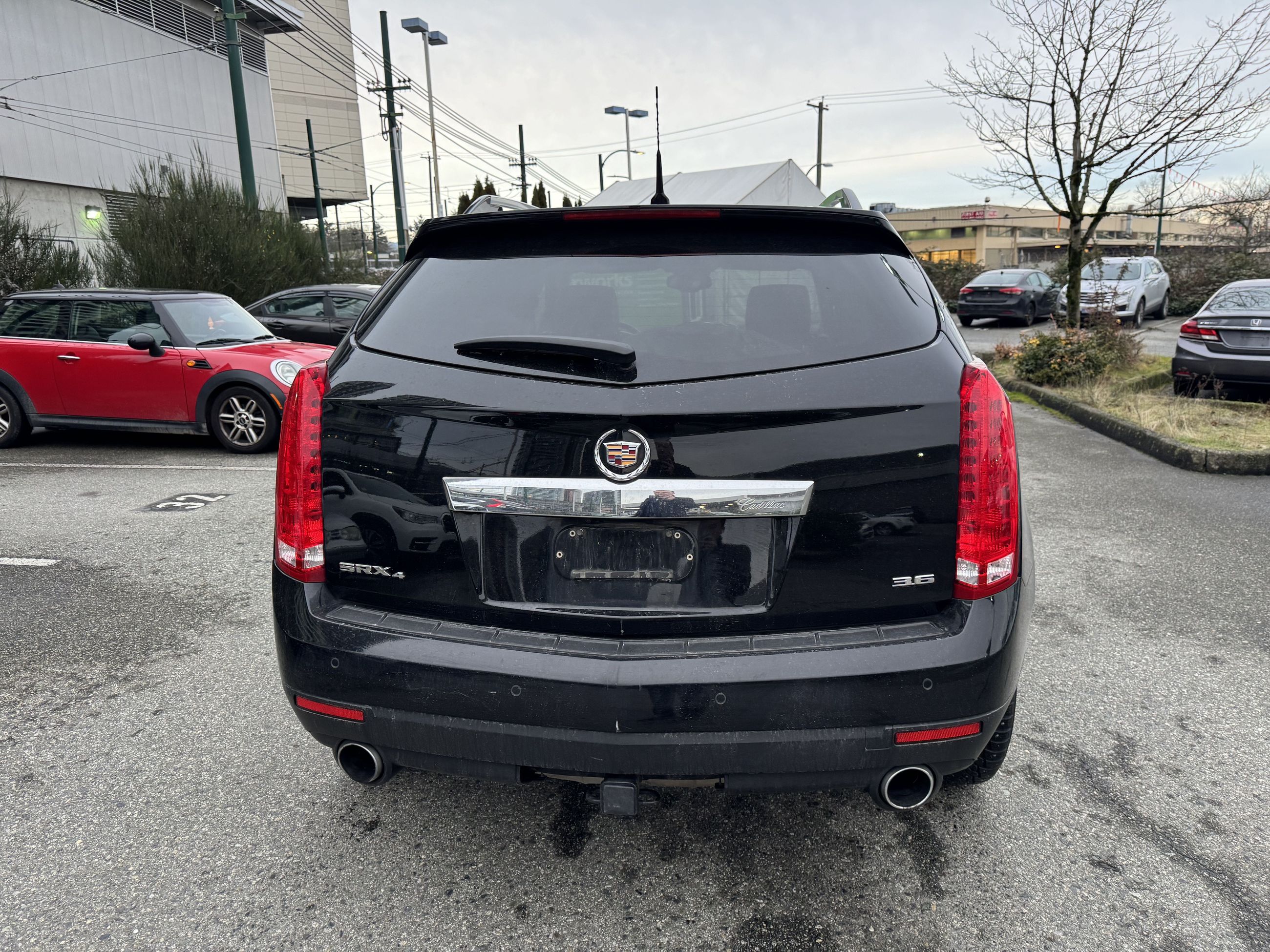 2012  SRX