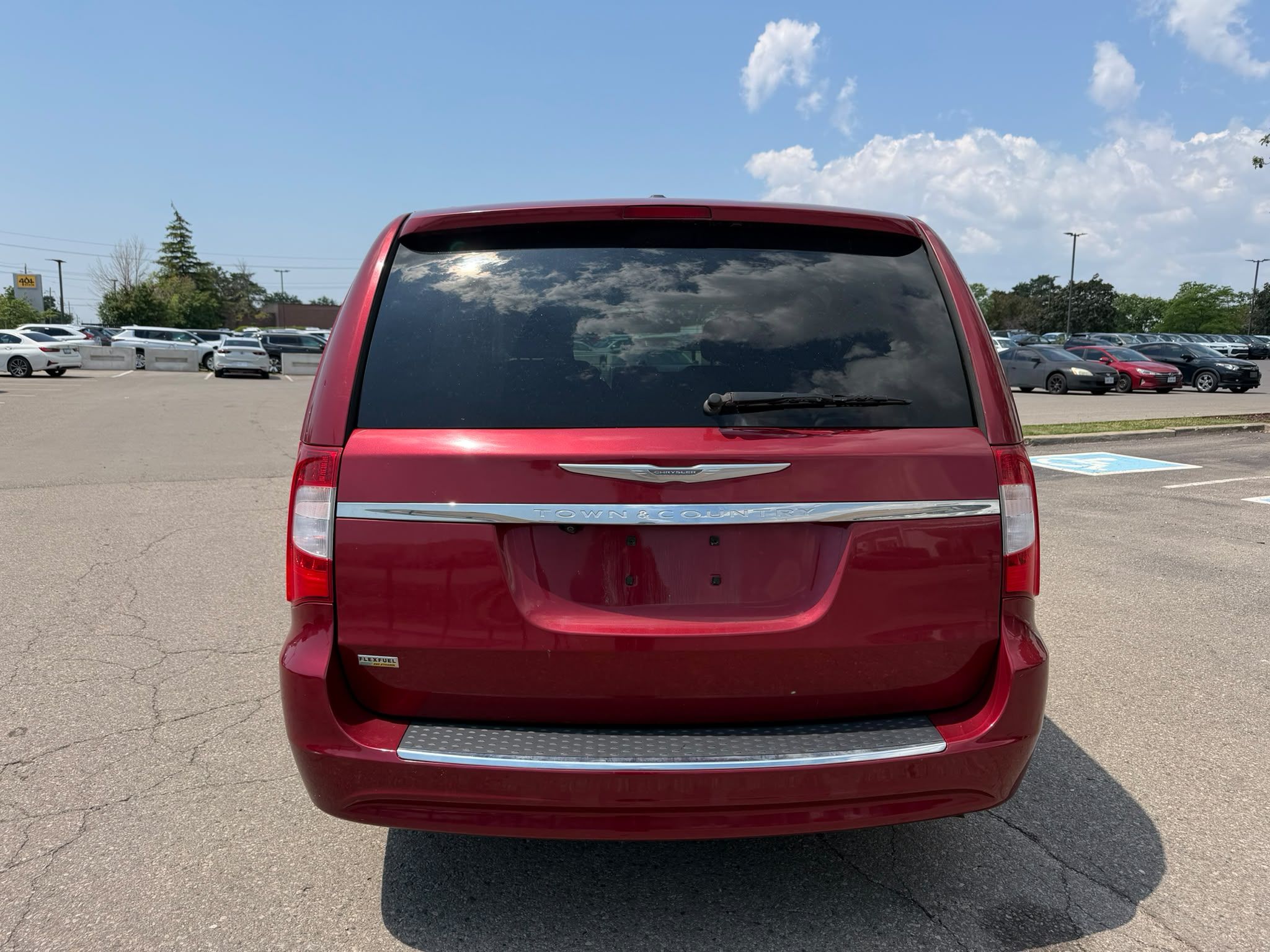 2012 Chrysler Town and Country in Mississauga, Ontario
