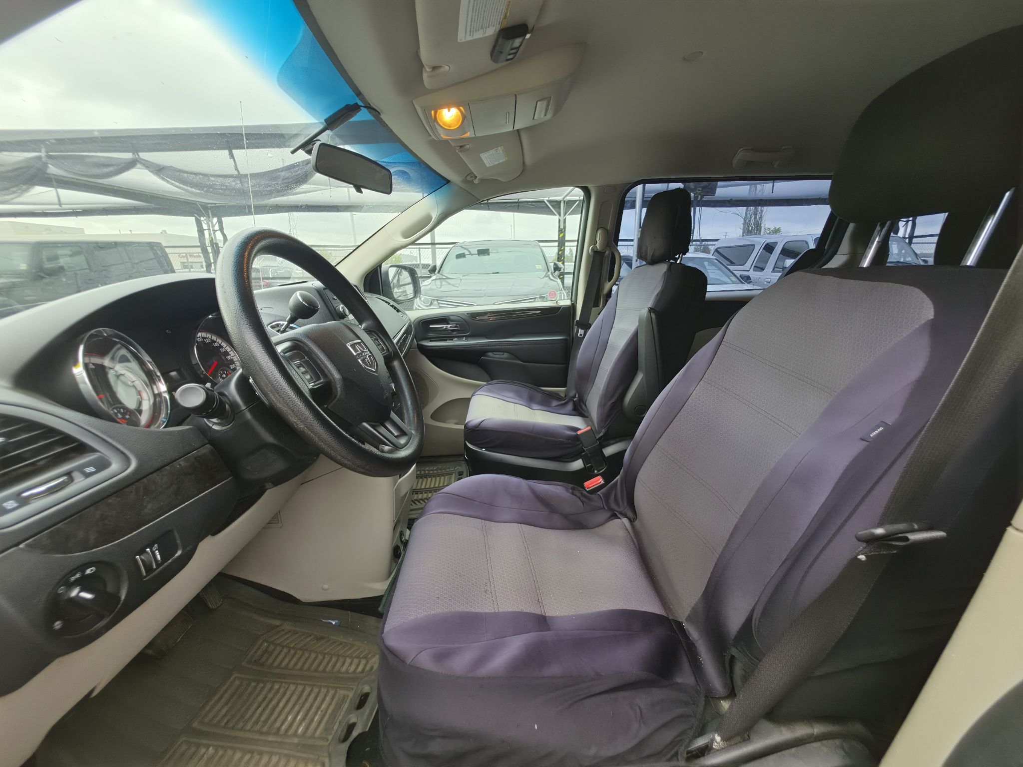 Dodge Grand Caravan  2015 à Calgary, Alberta