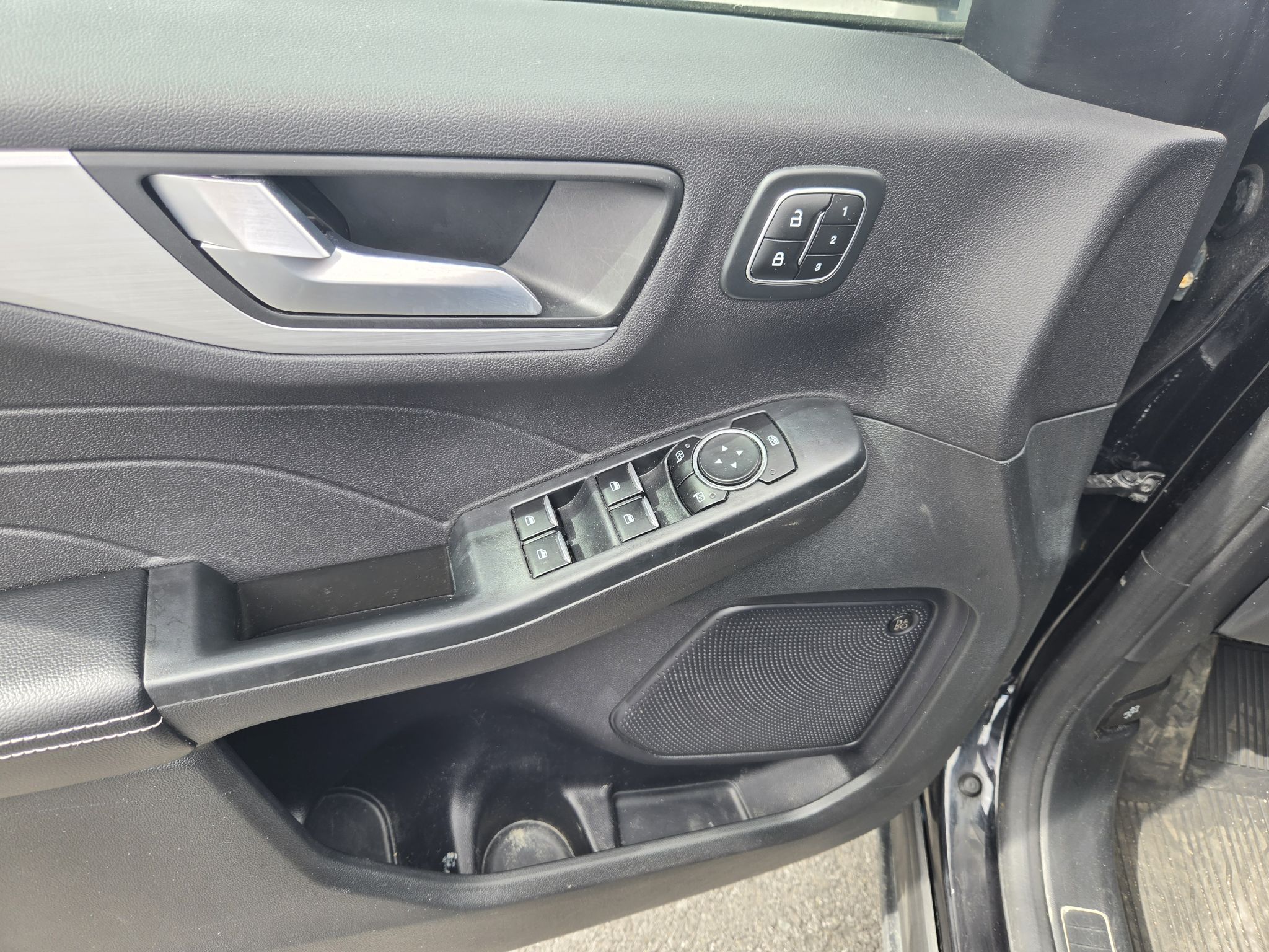 Ford Escape  2023