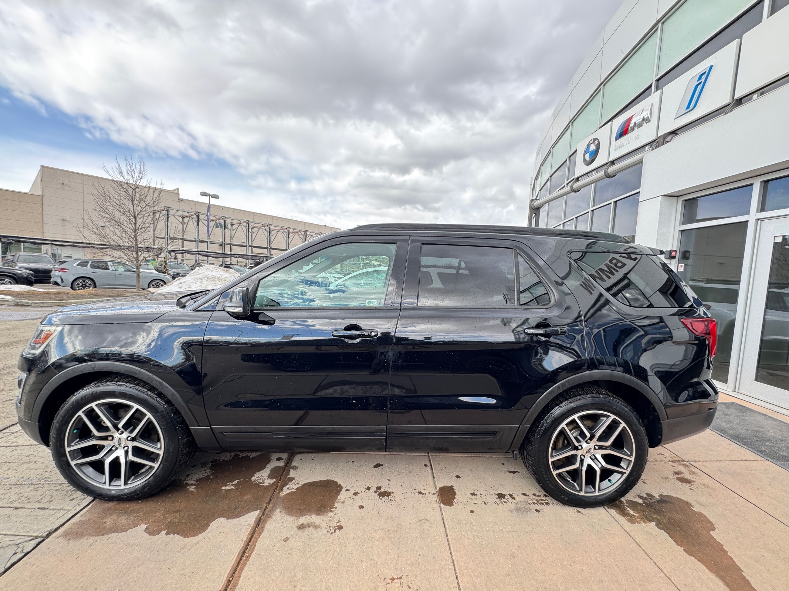 2017 Ford Explorer in Calgary, Alberta