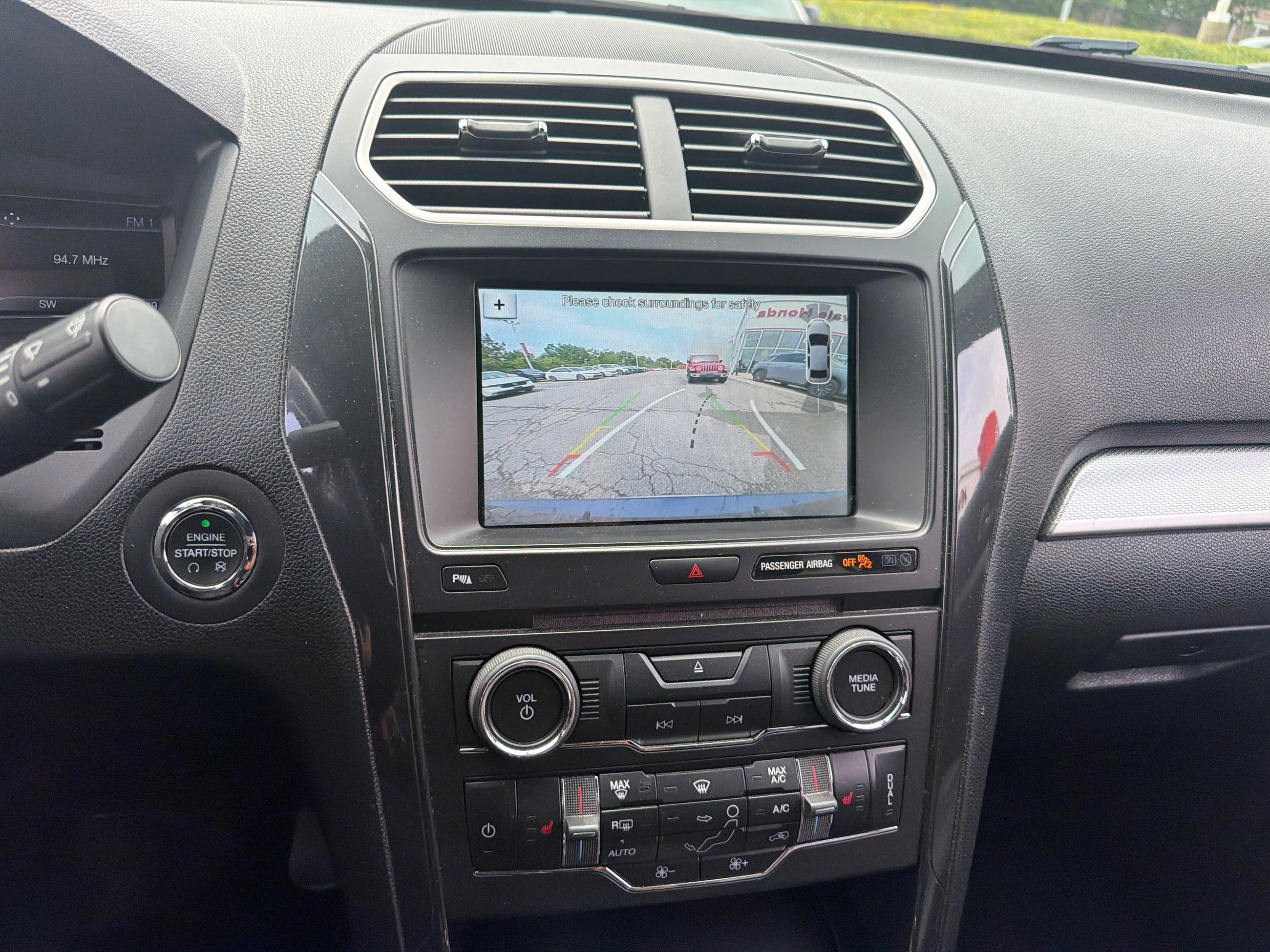 2017 Ford Explorer in Mississauga, Ontario
