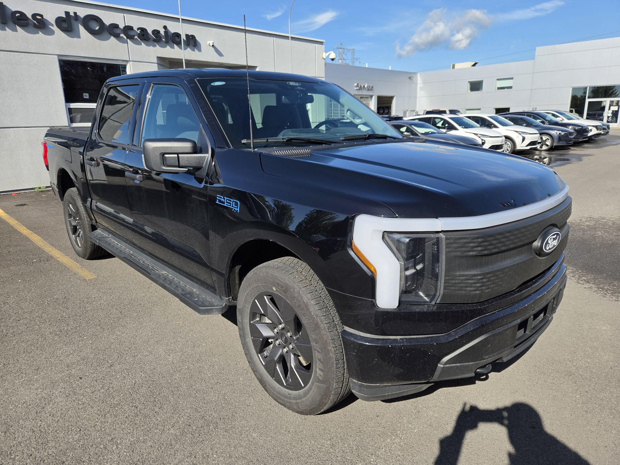 Ford F-150 Lightning  2024