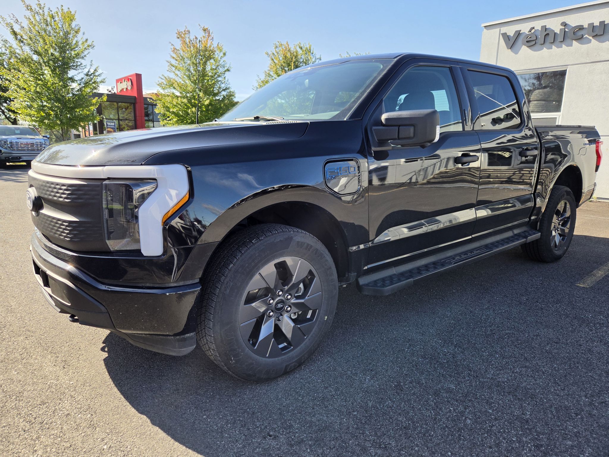 Ford F-150 Lightning  2024
