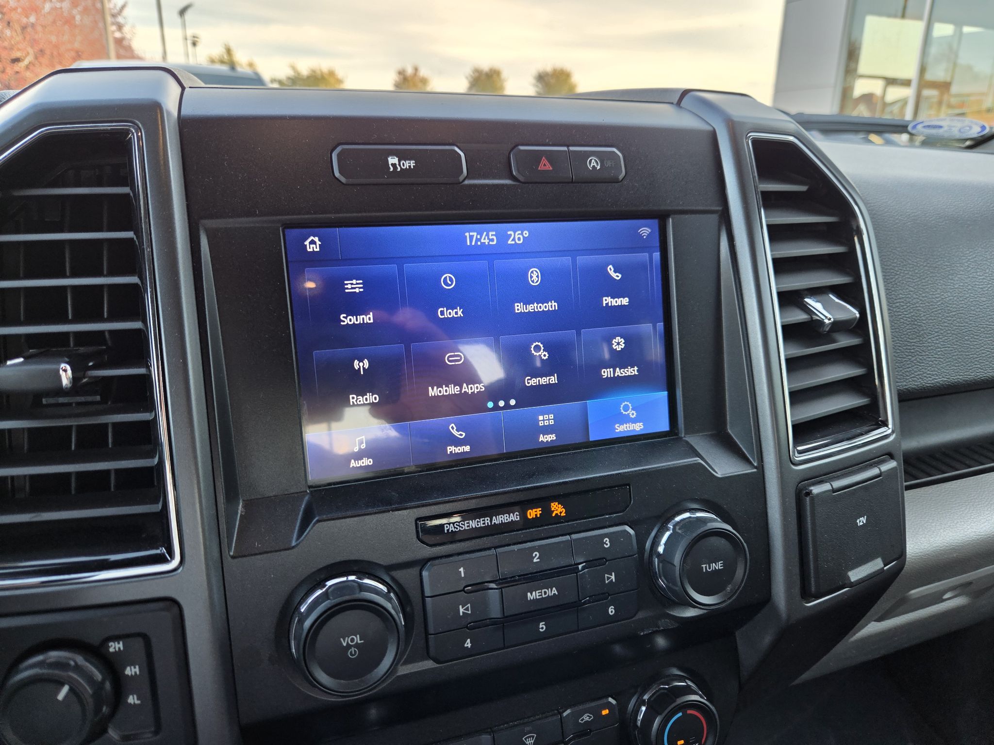 2020 Ford F-150 in Dollard-des-Ormeaux, Quebec