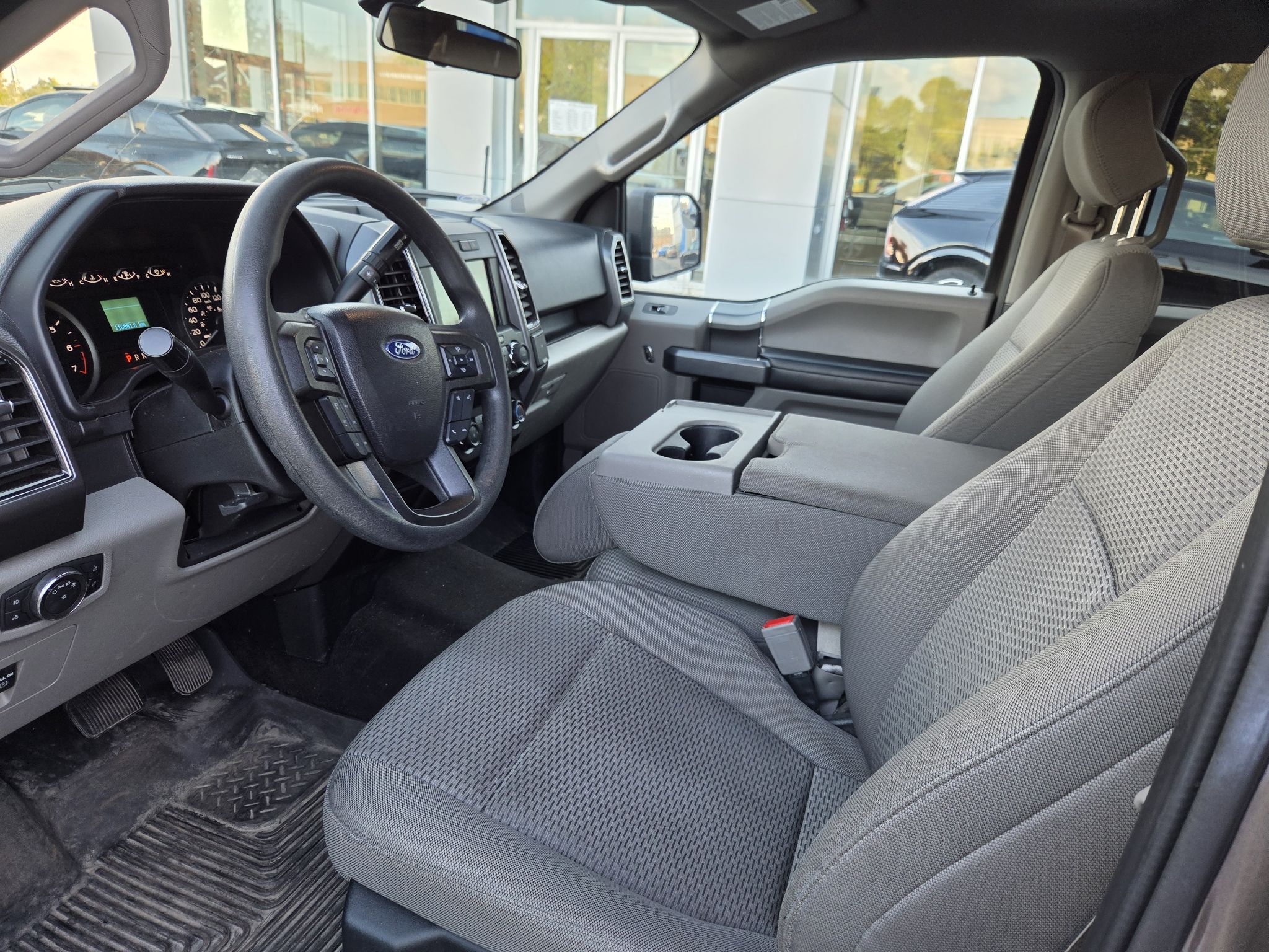 2020 Ford F-150 in Dollard-des-Ormeaux, Quebec