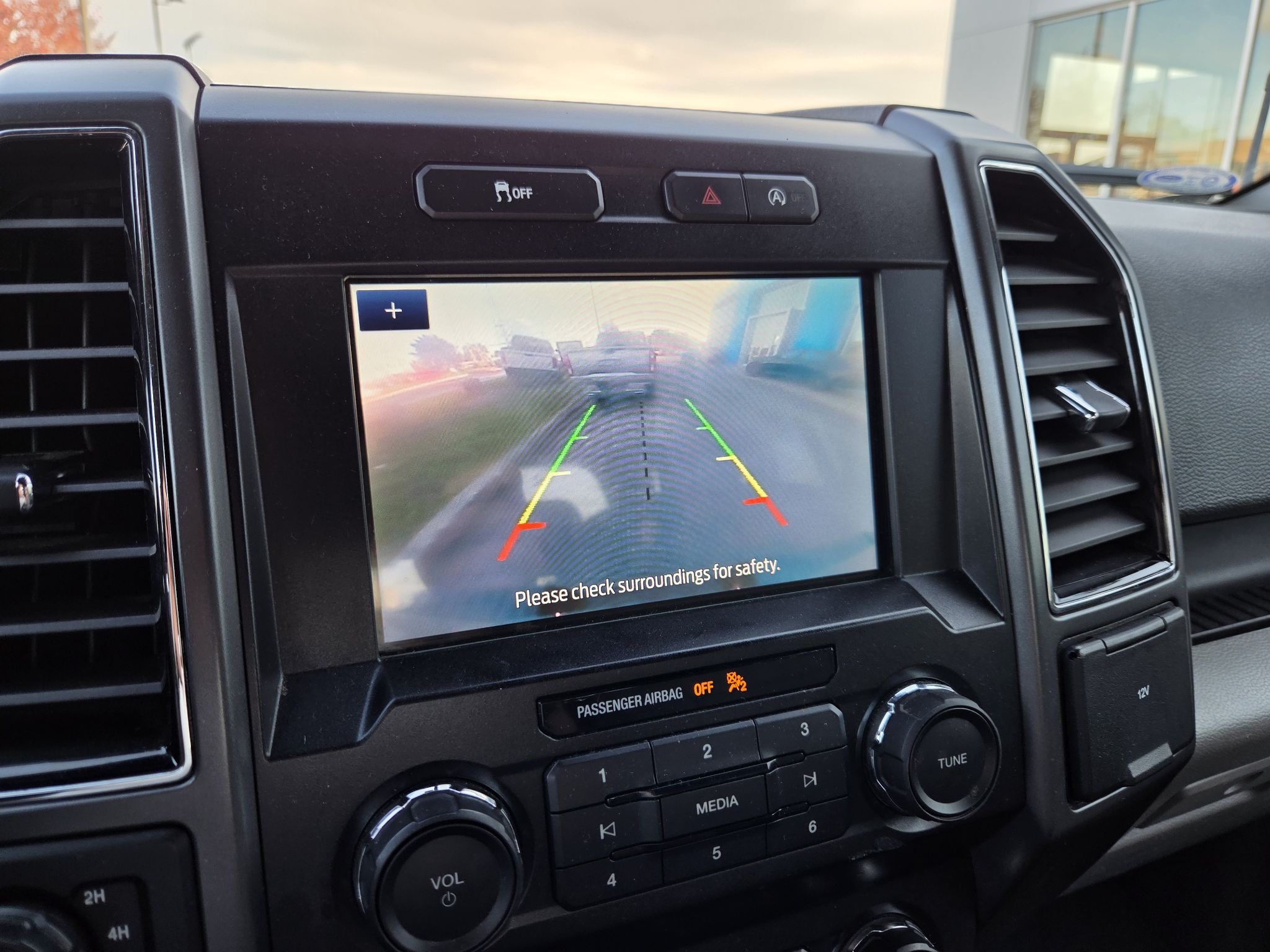 2020 Ford F-150 in Dollard-des-Ormeaux, Quebec
