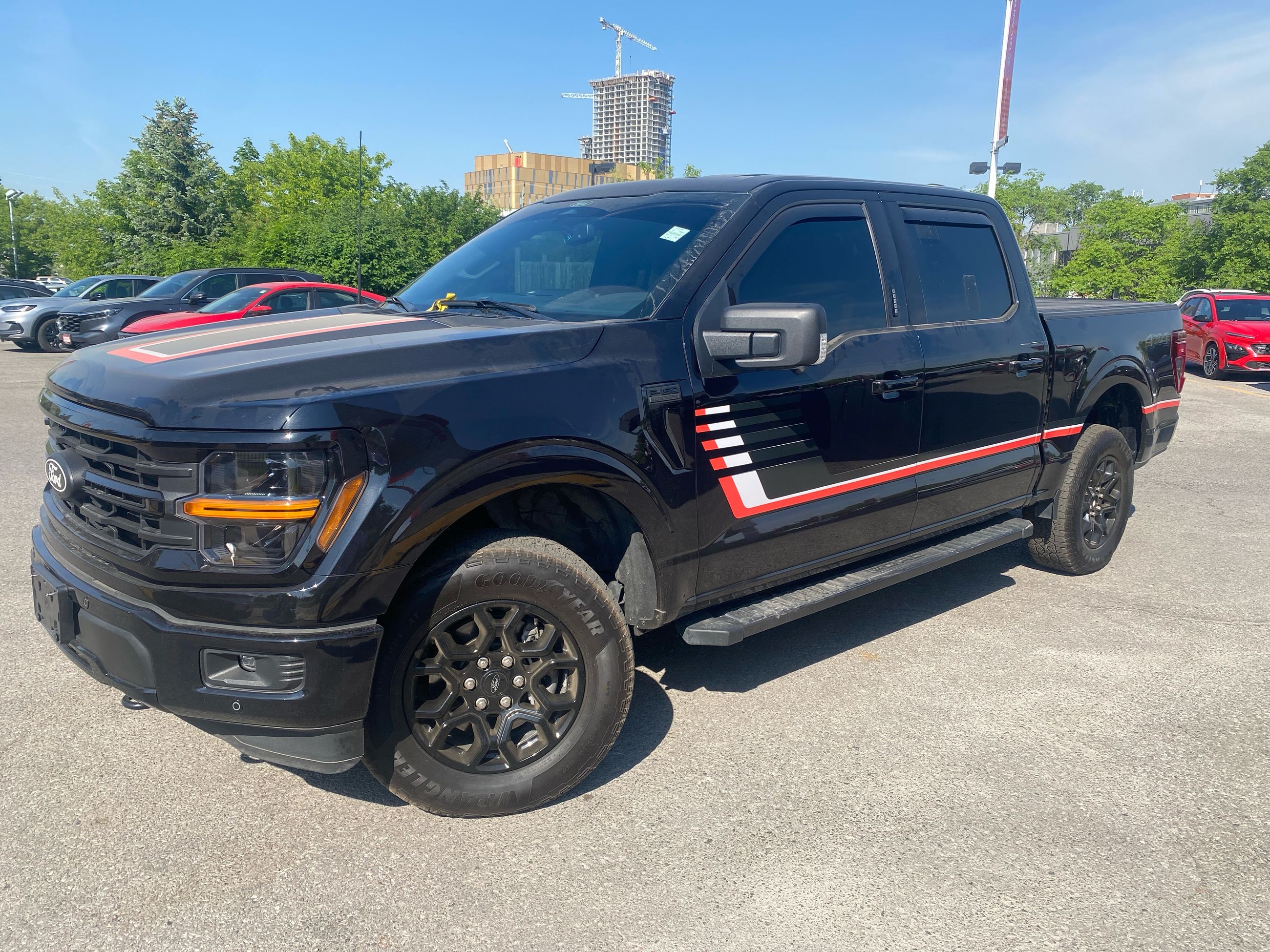 2024 Ford F-150 XLT 4WD SuperCrew 145 WB