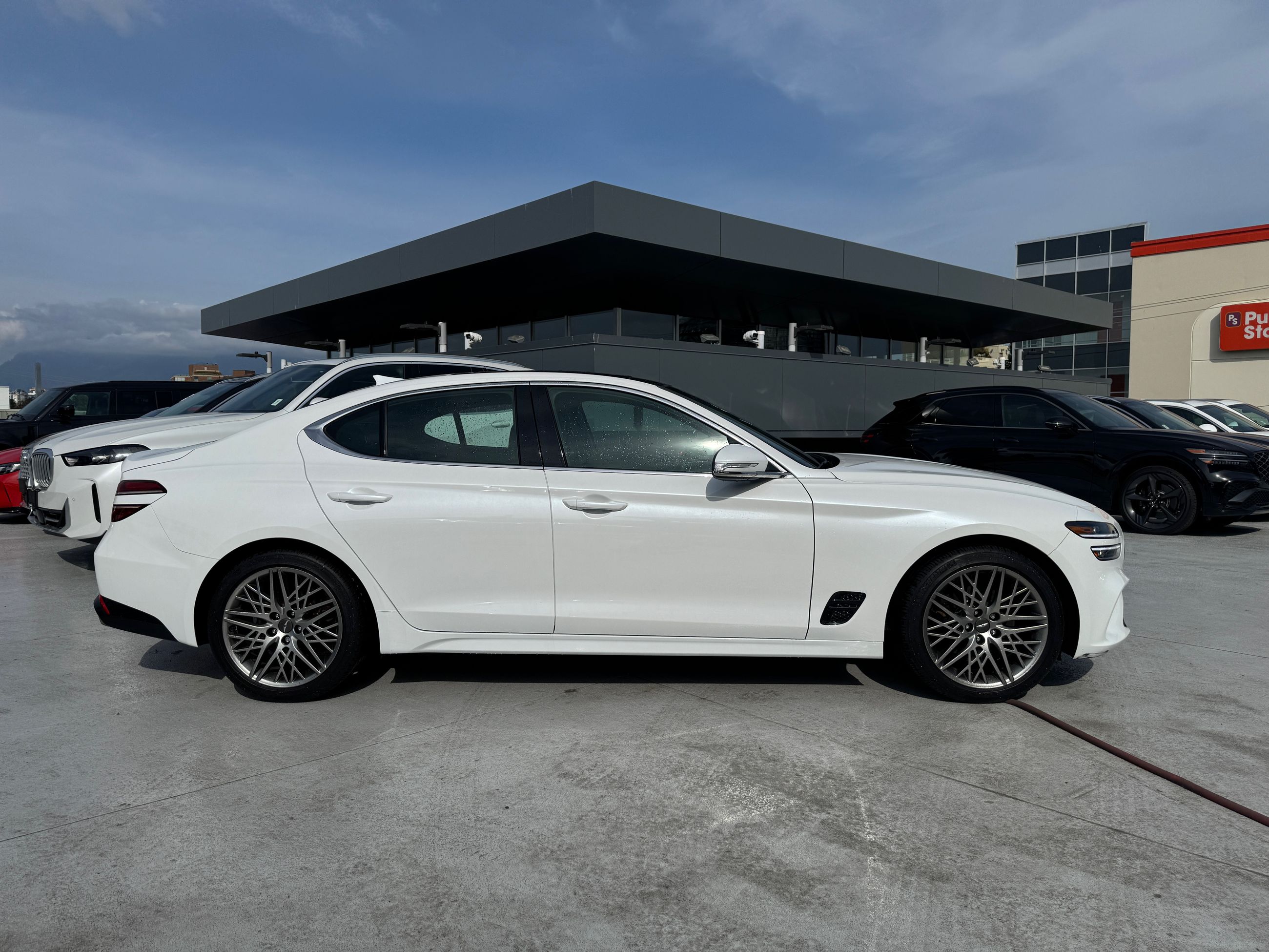 2022 GENESIS G70
