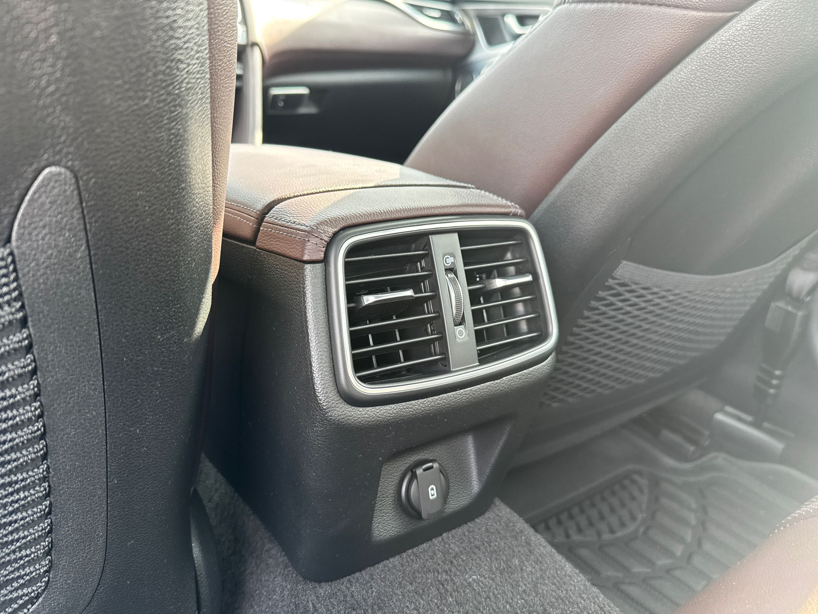 2022 GENESIS G70