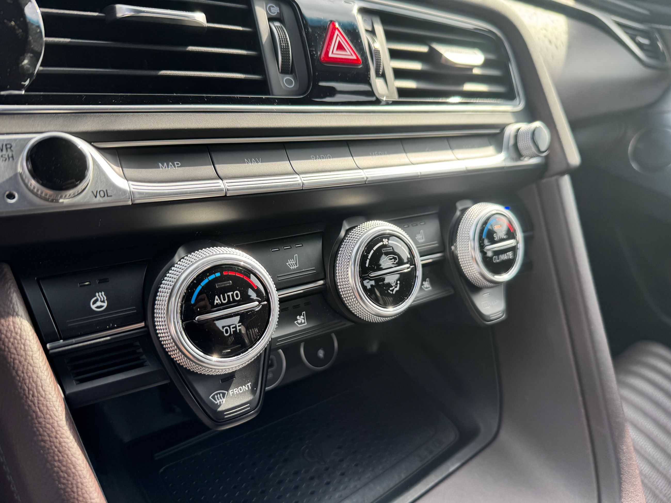 2022 GENESIS G70