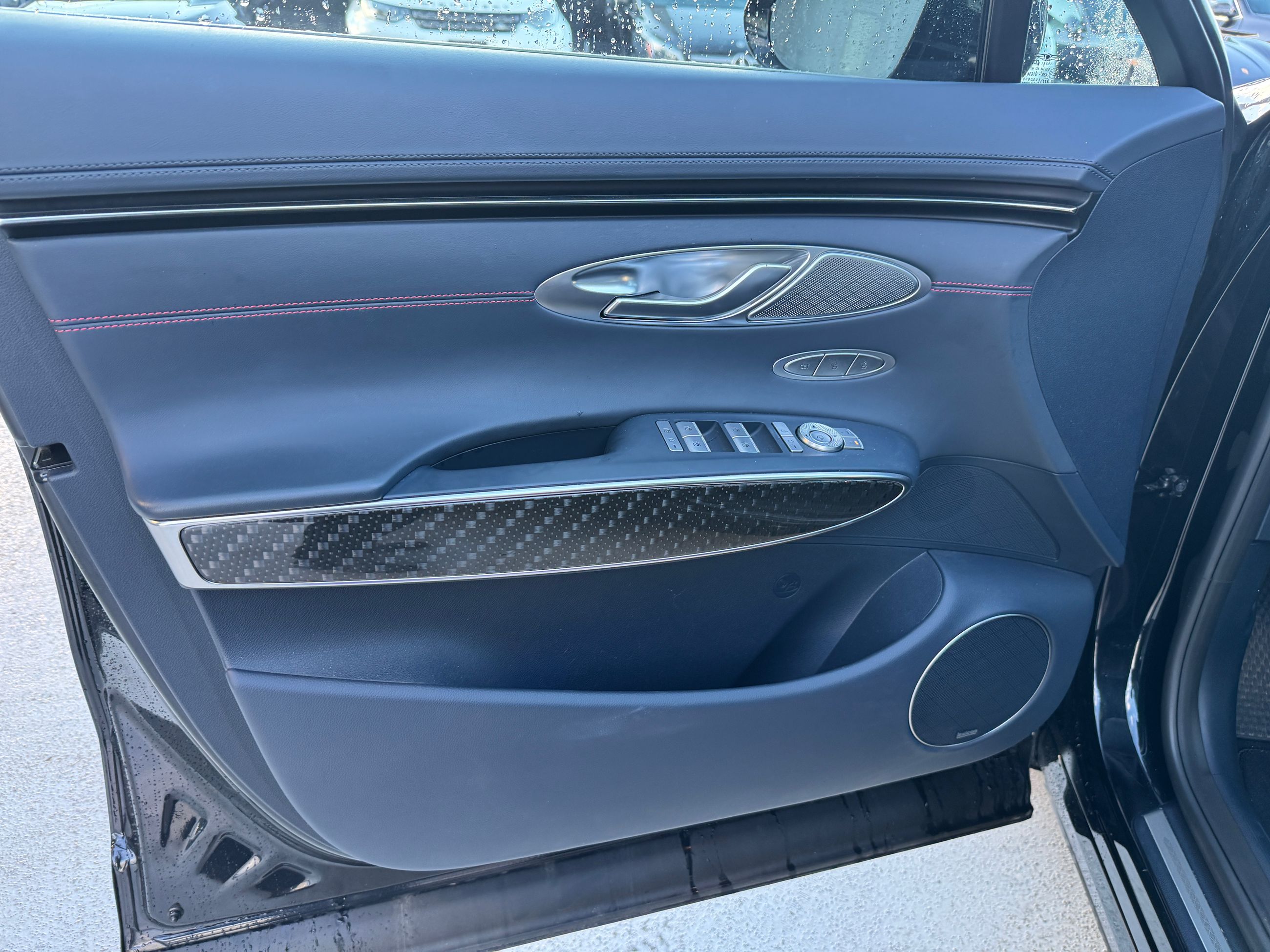 2022  GV70