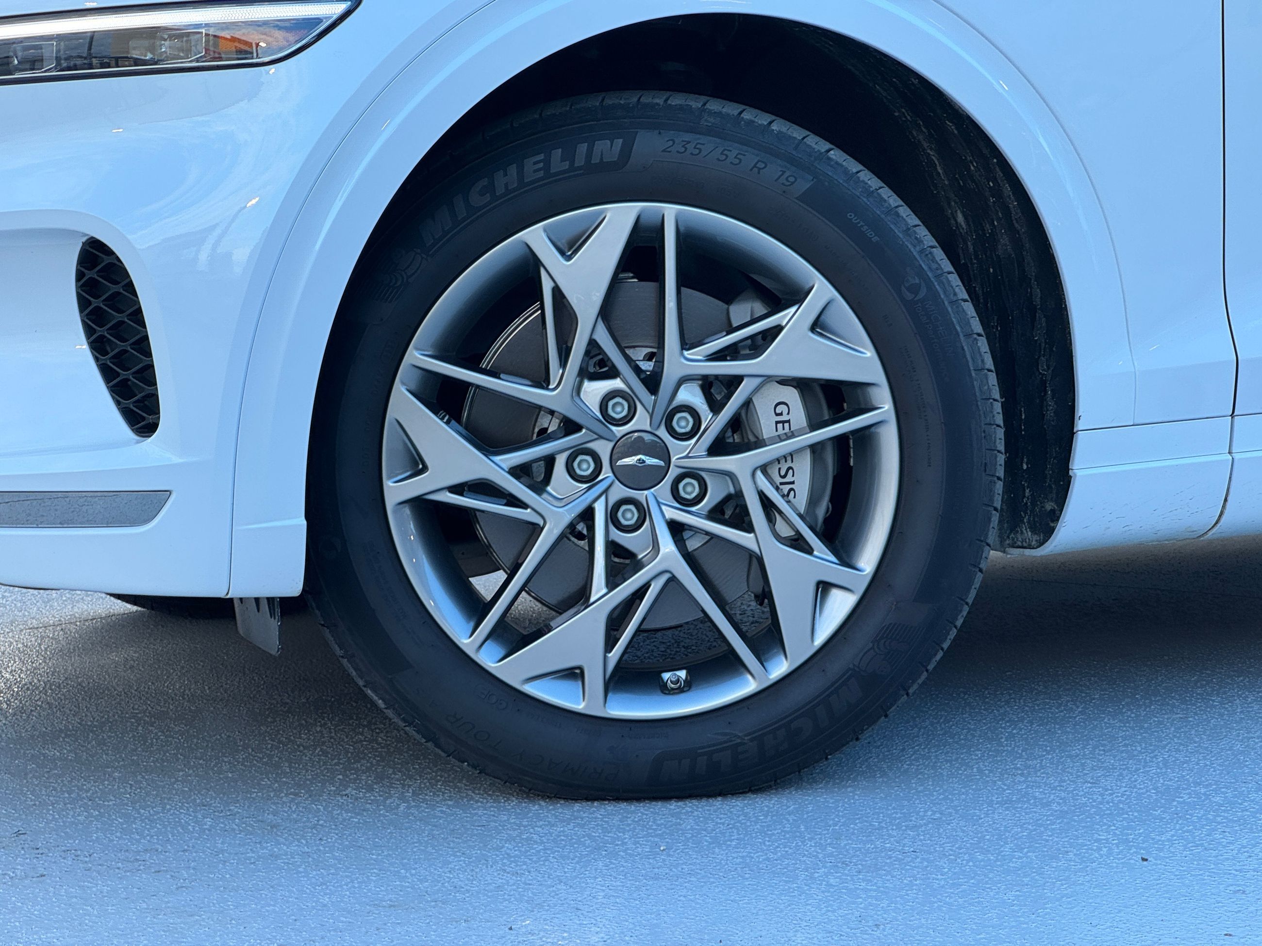 2023  GV70