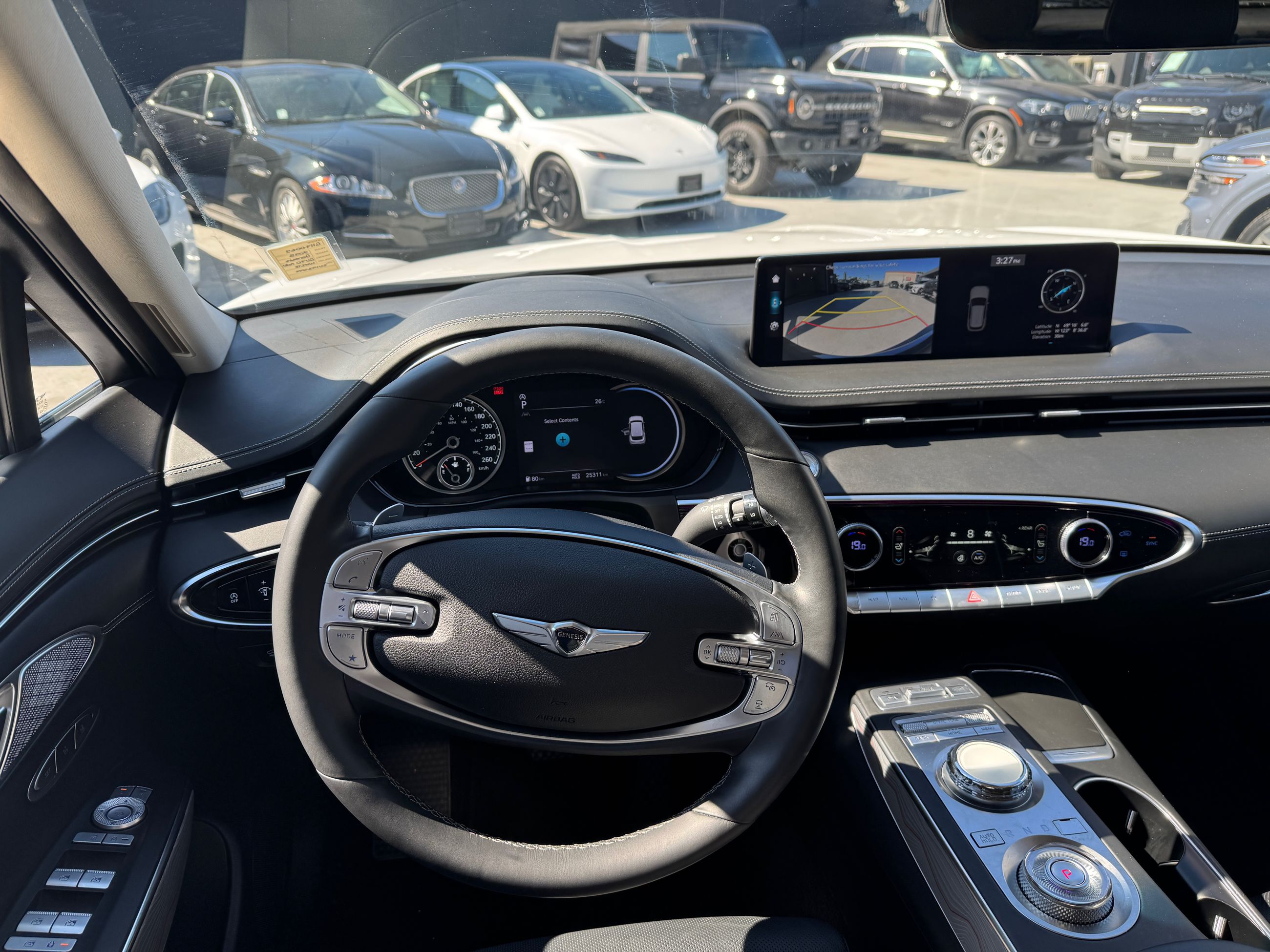 2025 GENESIS GV70