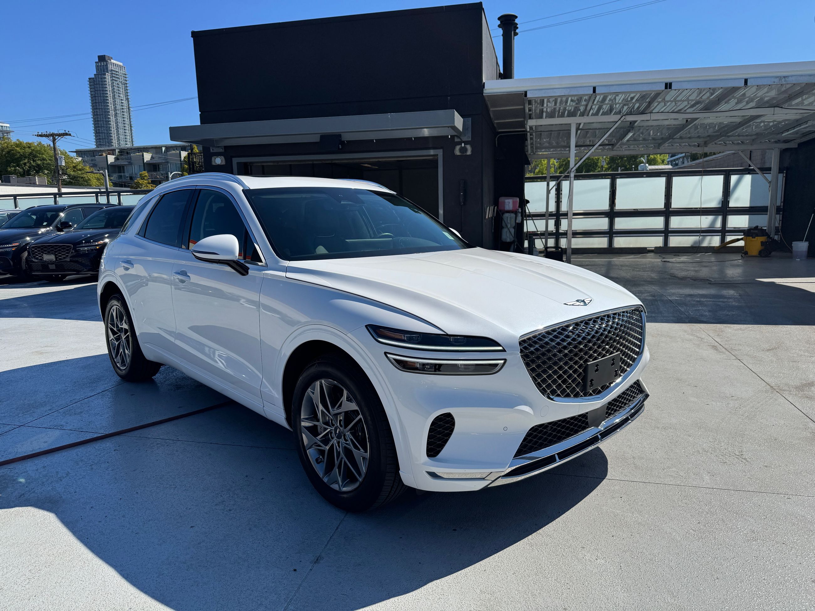2025 GENESIS GV70