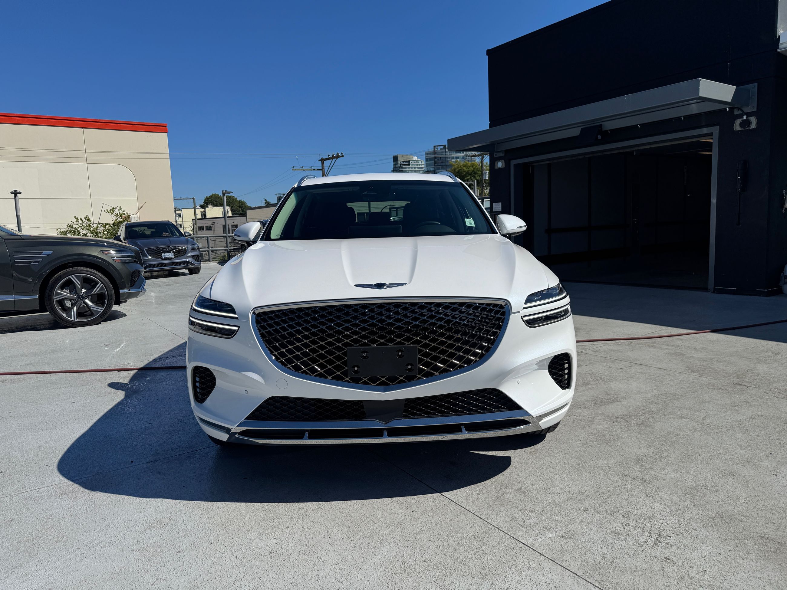 2025 GENESIS GV70
