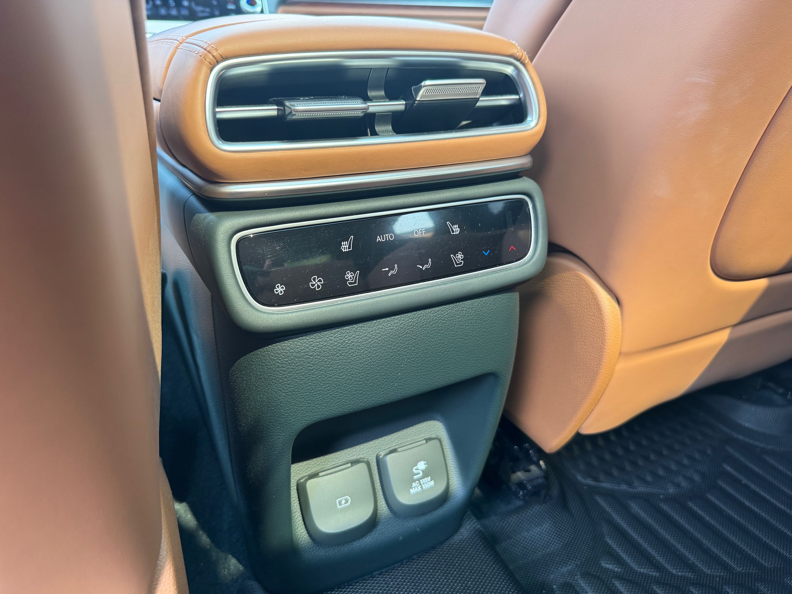 2025 GENESIS GV80