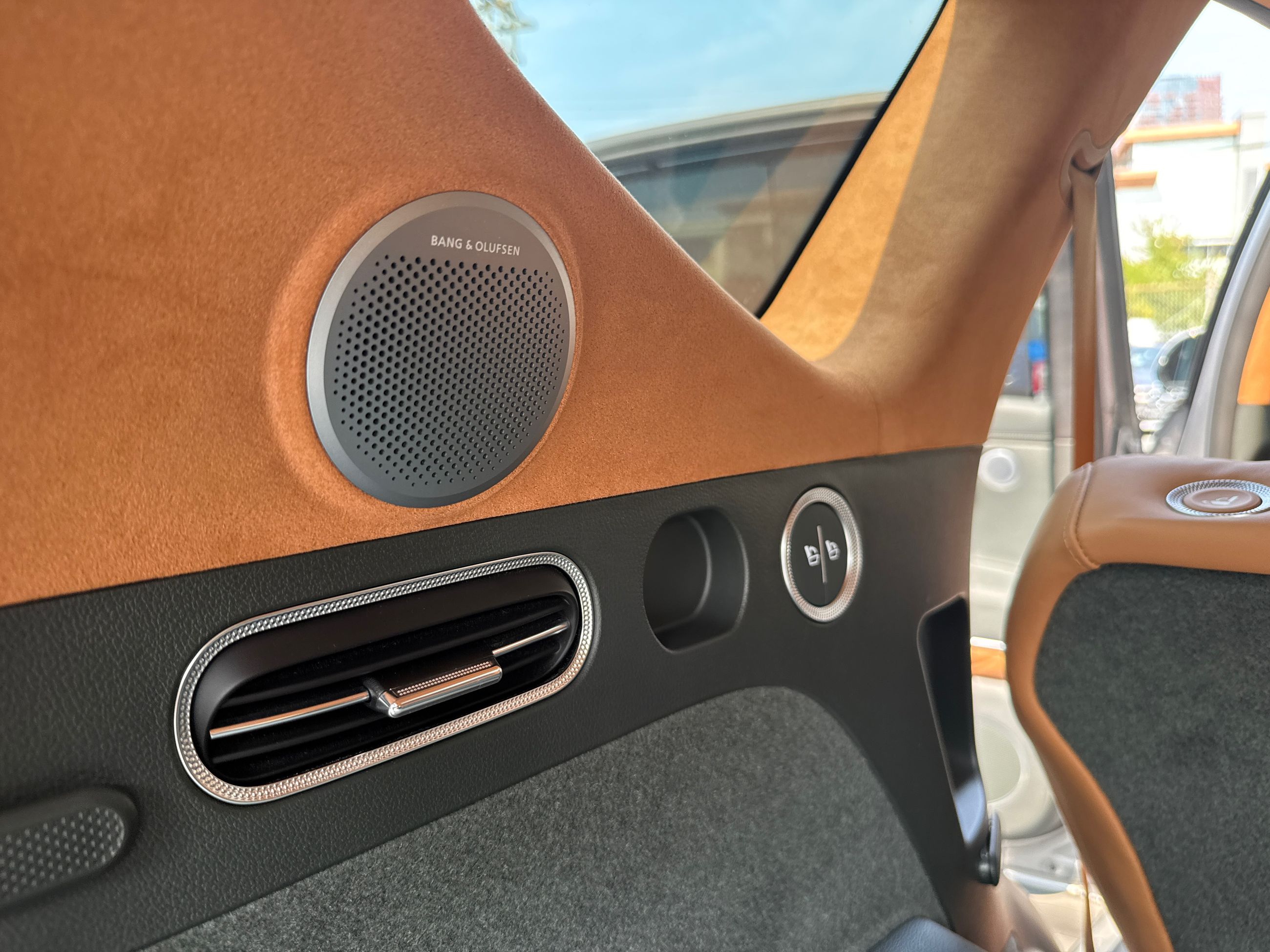 2025 GENESIS GV80