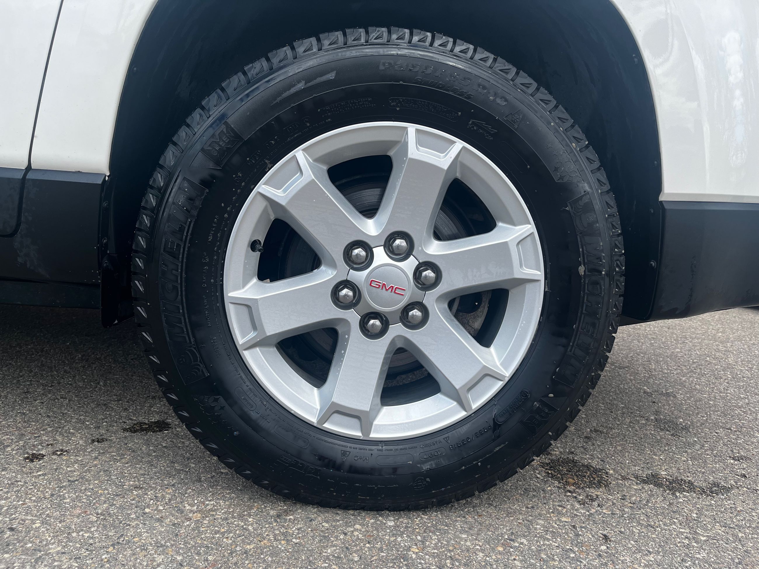 2014 GMC Acadia in Regina, Saskatchewan
