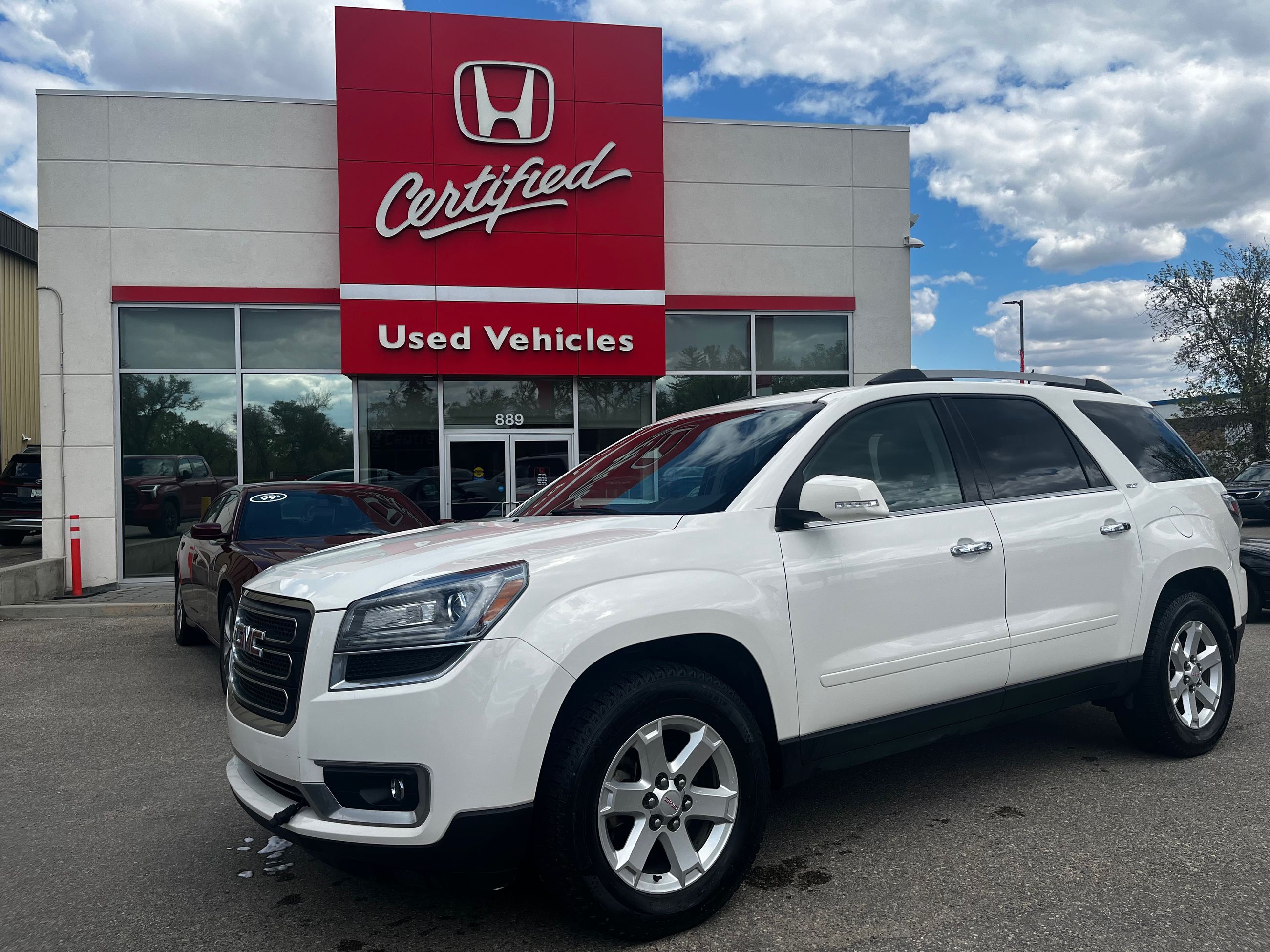 2014 GMC Acadia in Regina, Saskatchewan