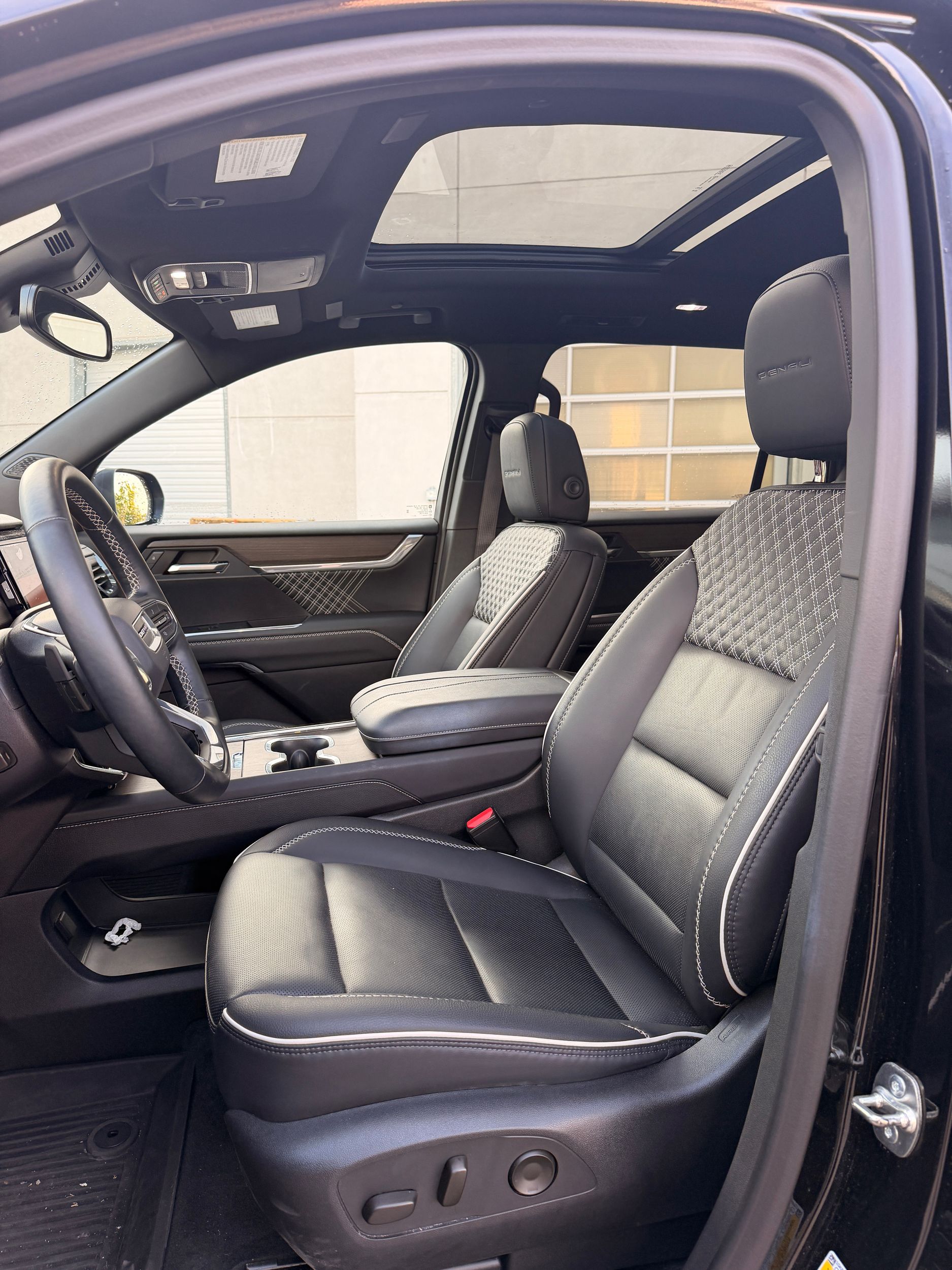 2025 GMC Acadia