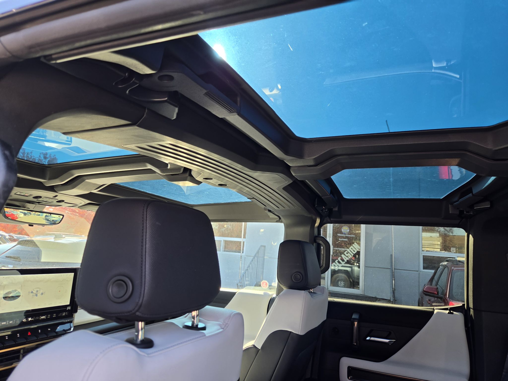 GMC HUMMER EV SUV  2024