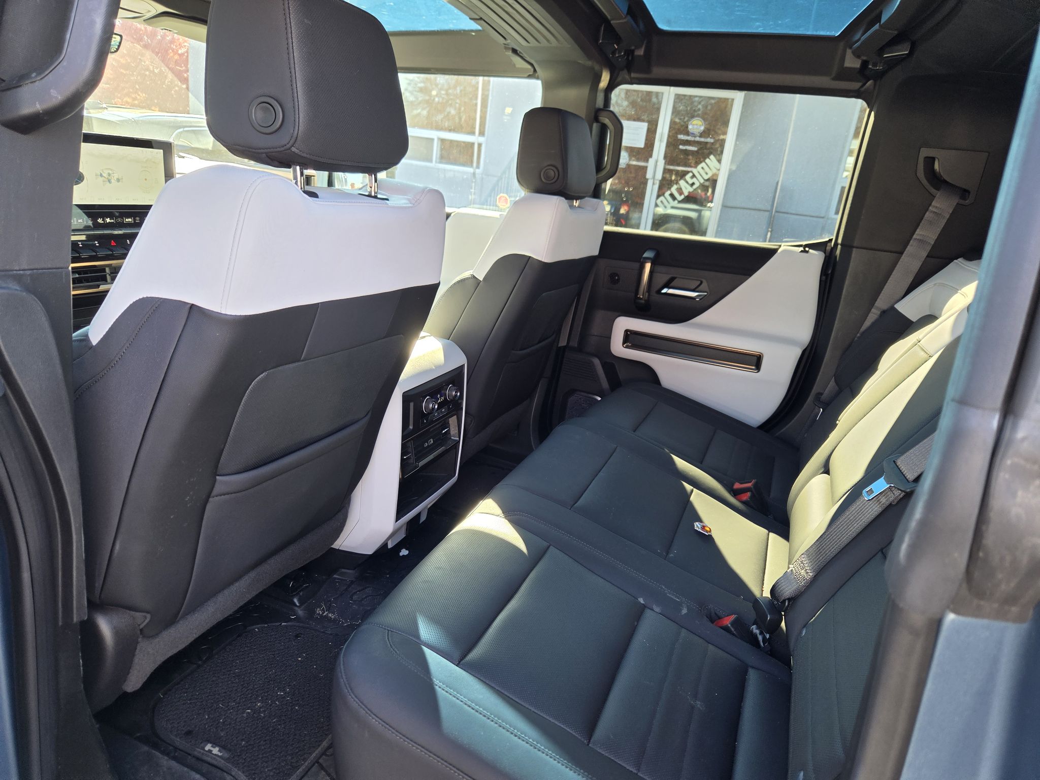 GMC HUMMER EV SUV  2024