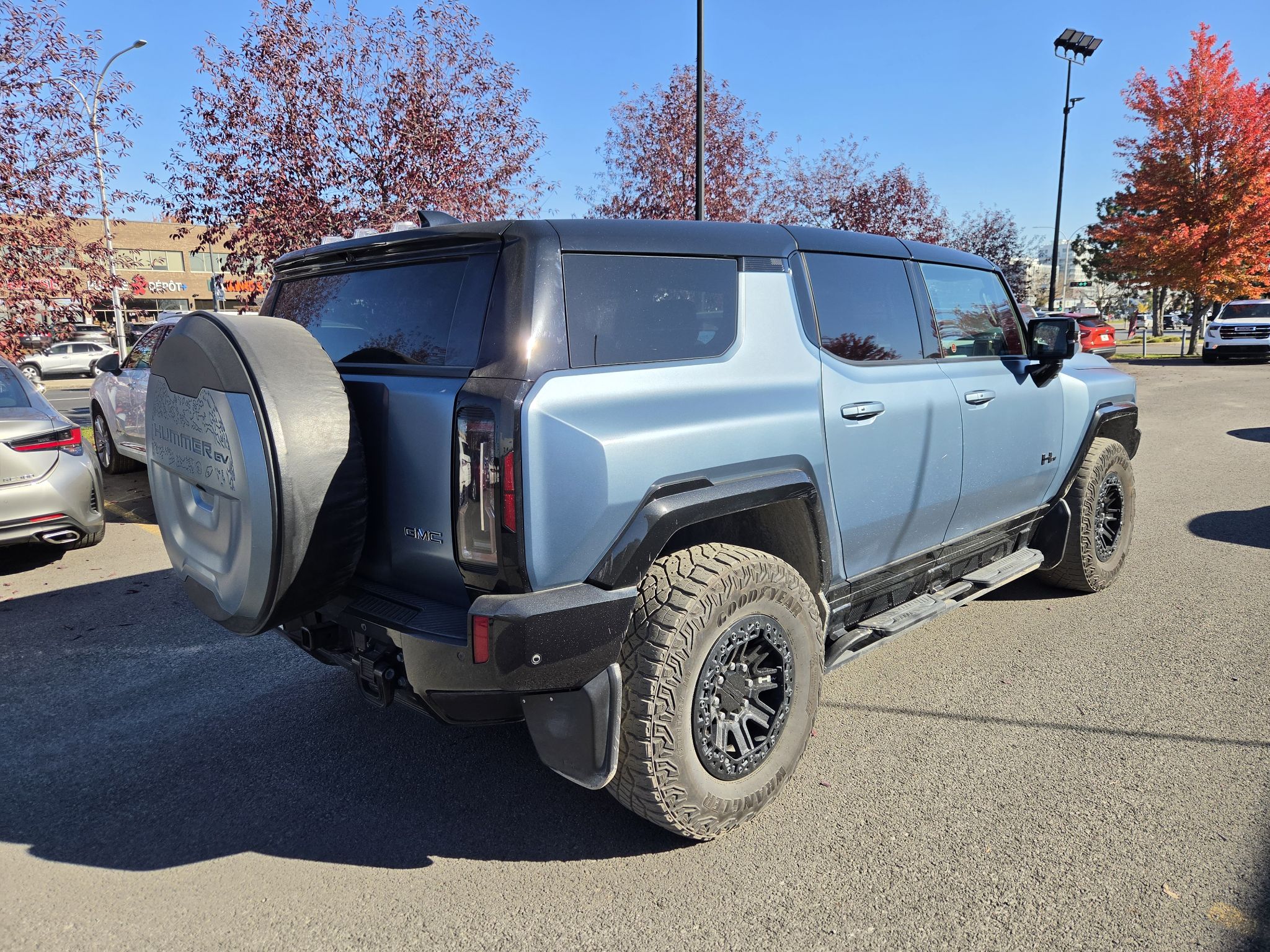 GMC HUMMER EV SUV  2024