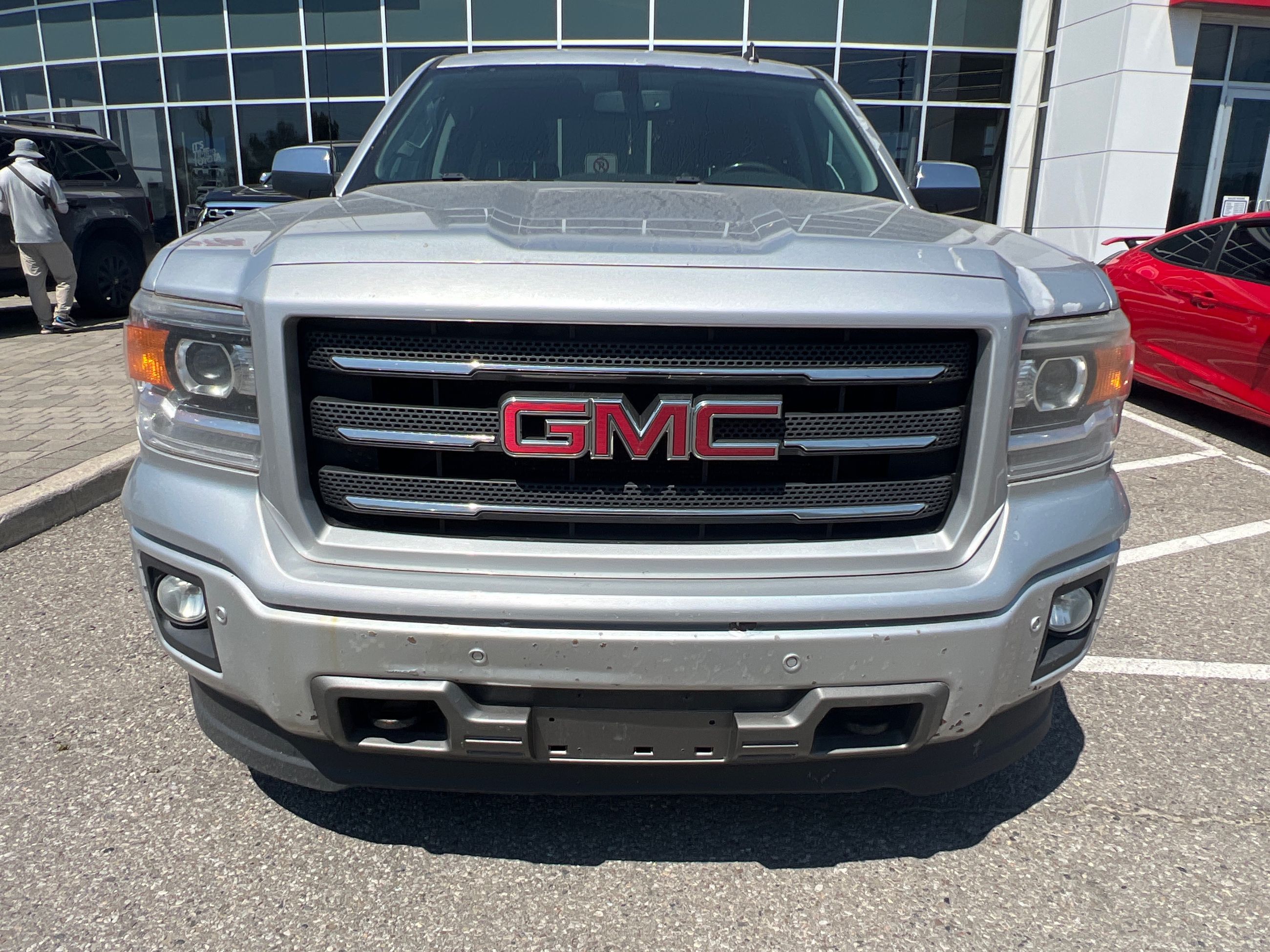 2014 GMC Sierra in Bolton, Ontario