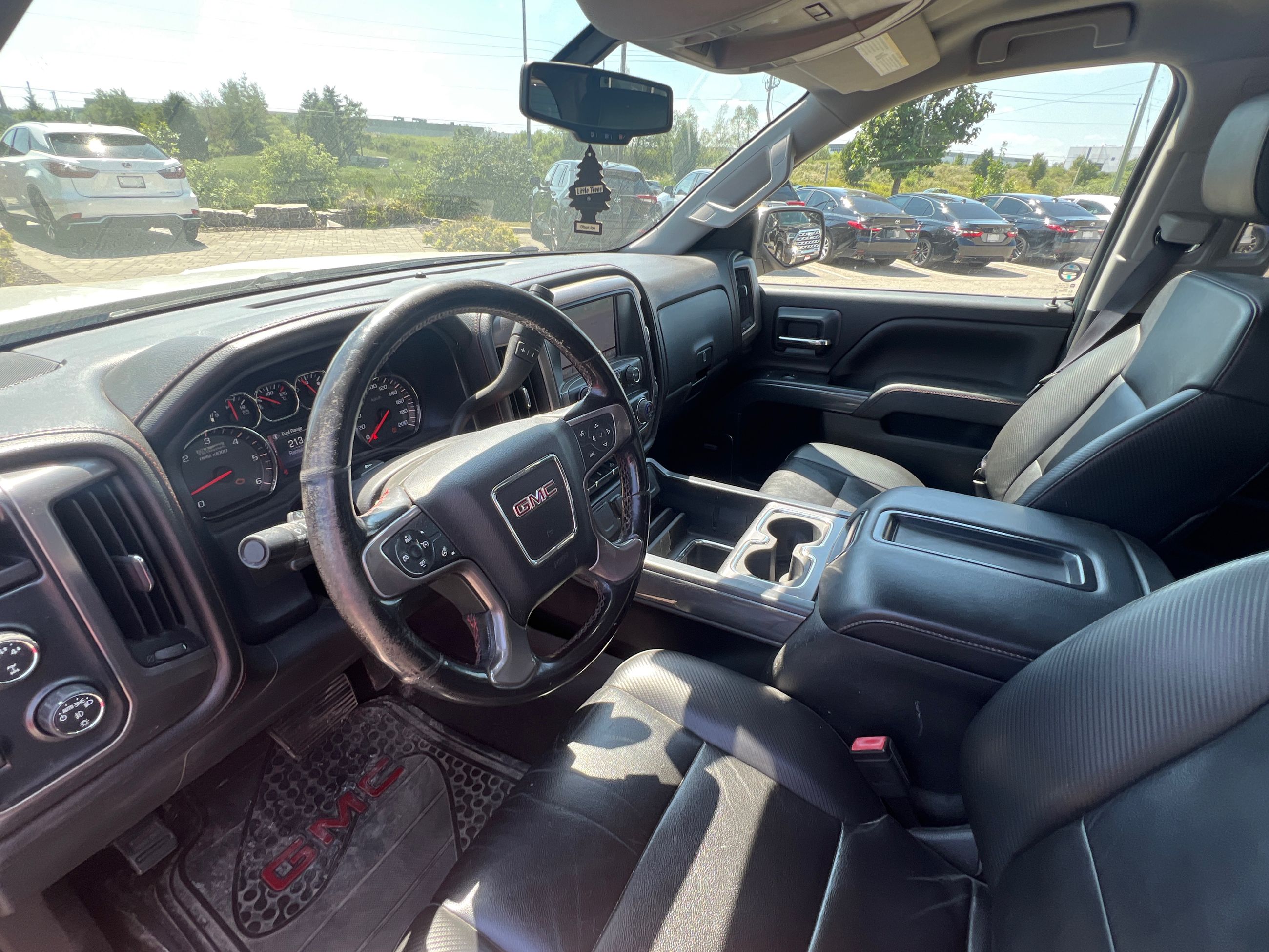 2014 GMC Sierra in Bolton, Ontario