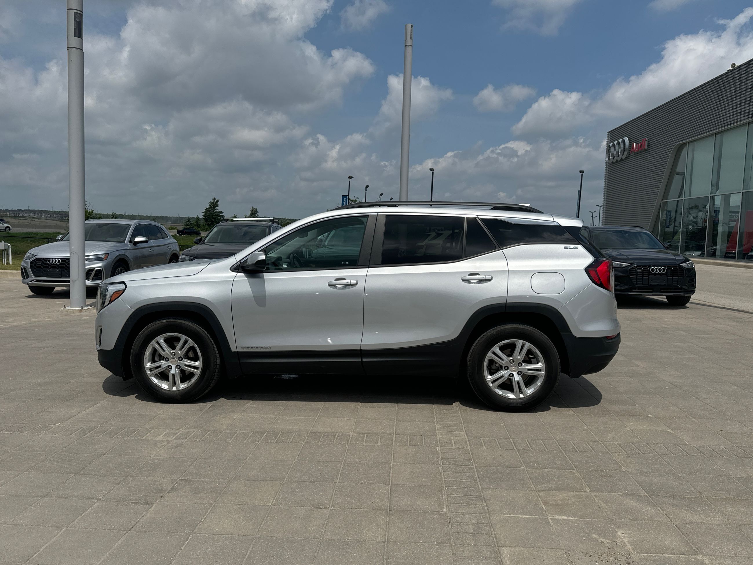 2021 GMC Terrain in Barrie, Ontario