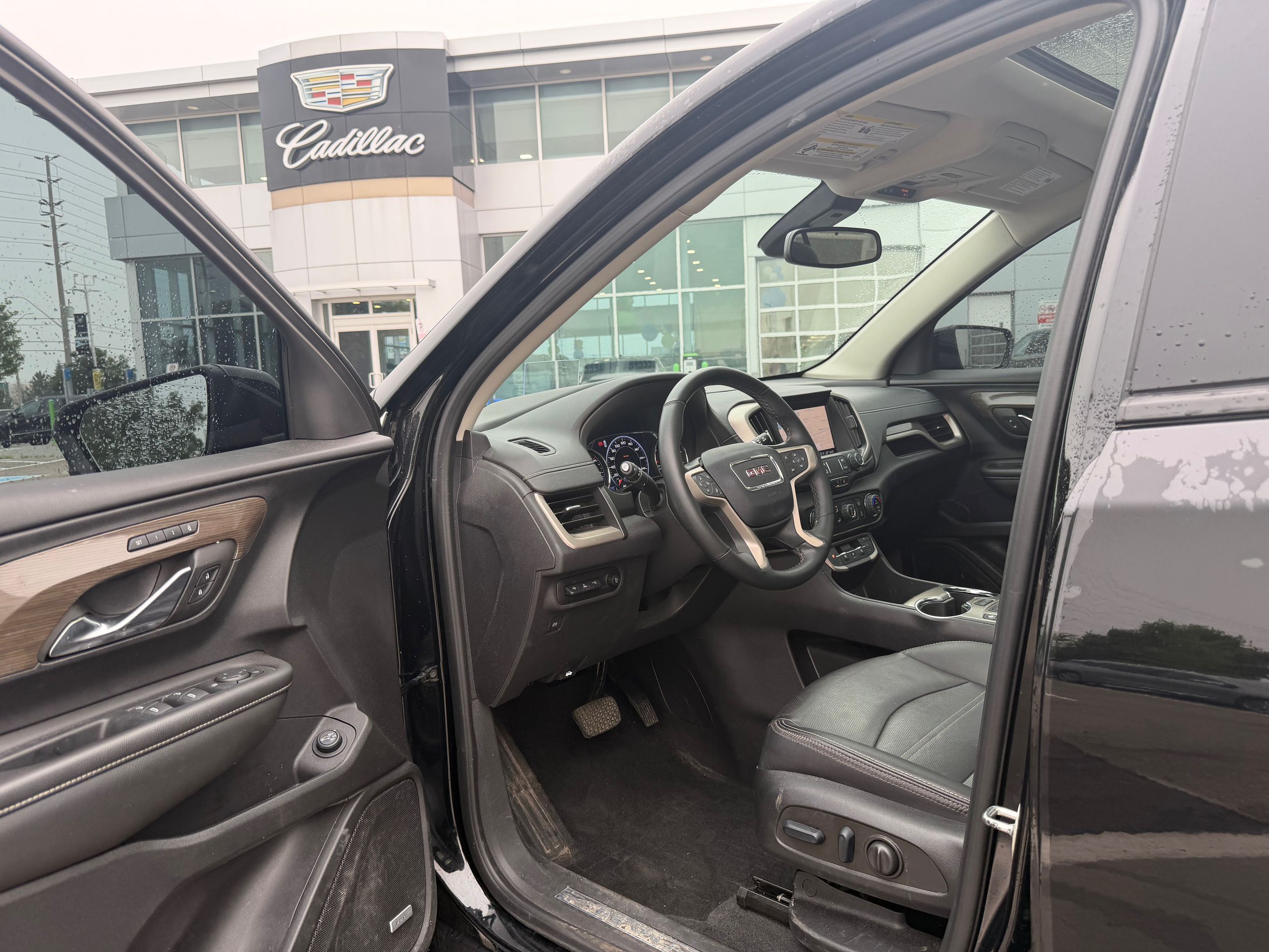GMC Terrain  2023 à Brampton, Ontario