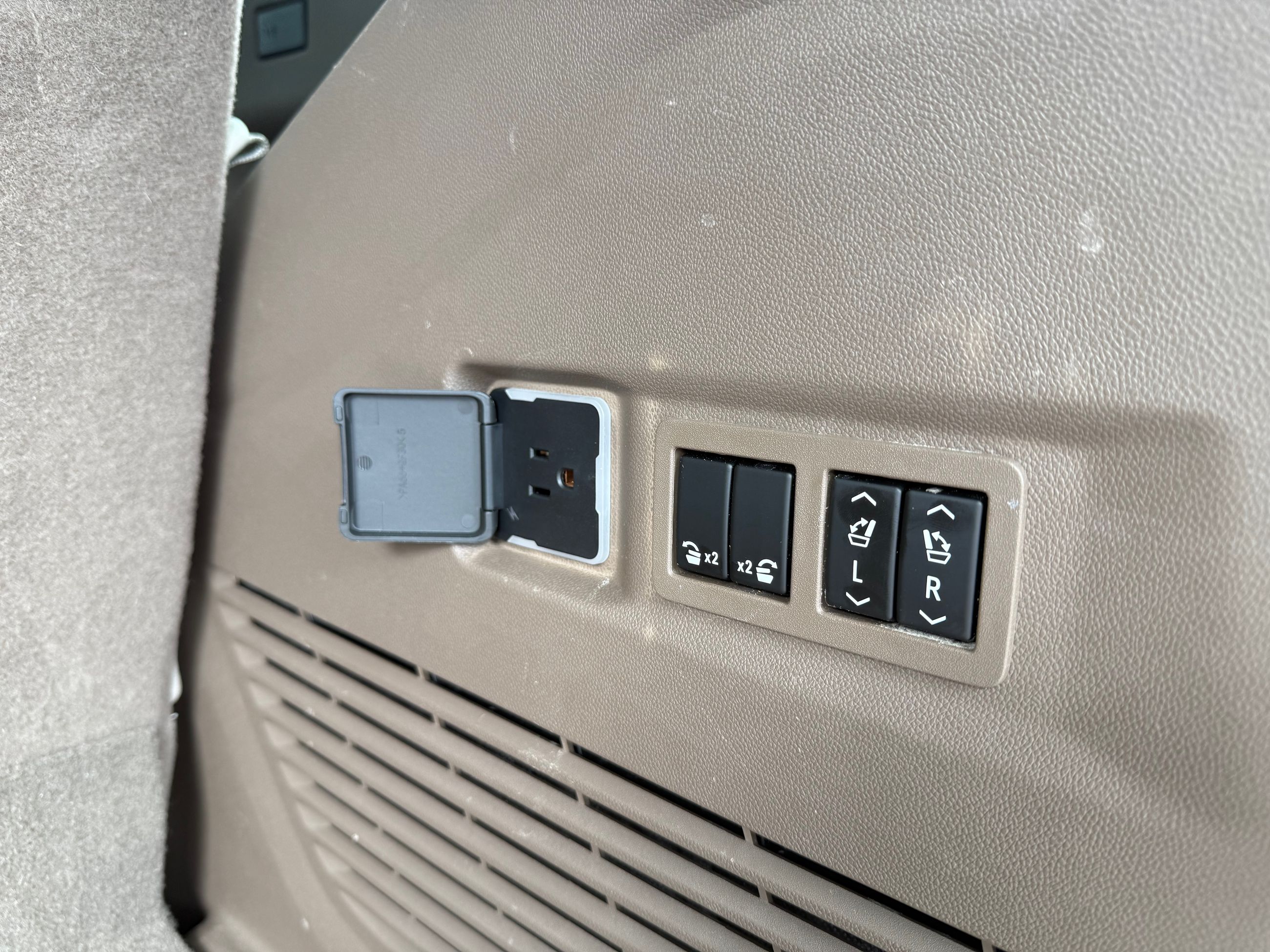 GMC Yukon  2023 à Mississauga, Ontario