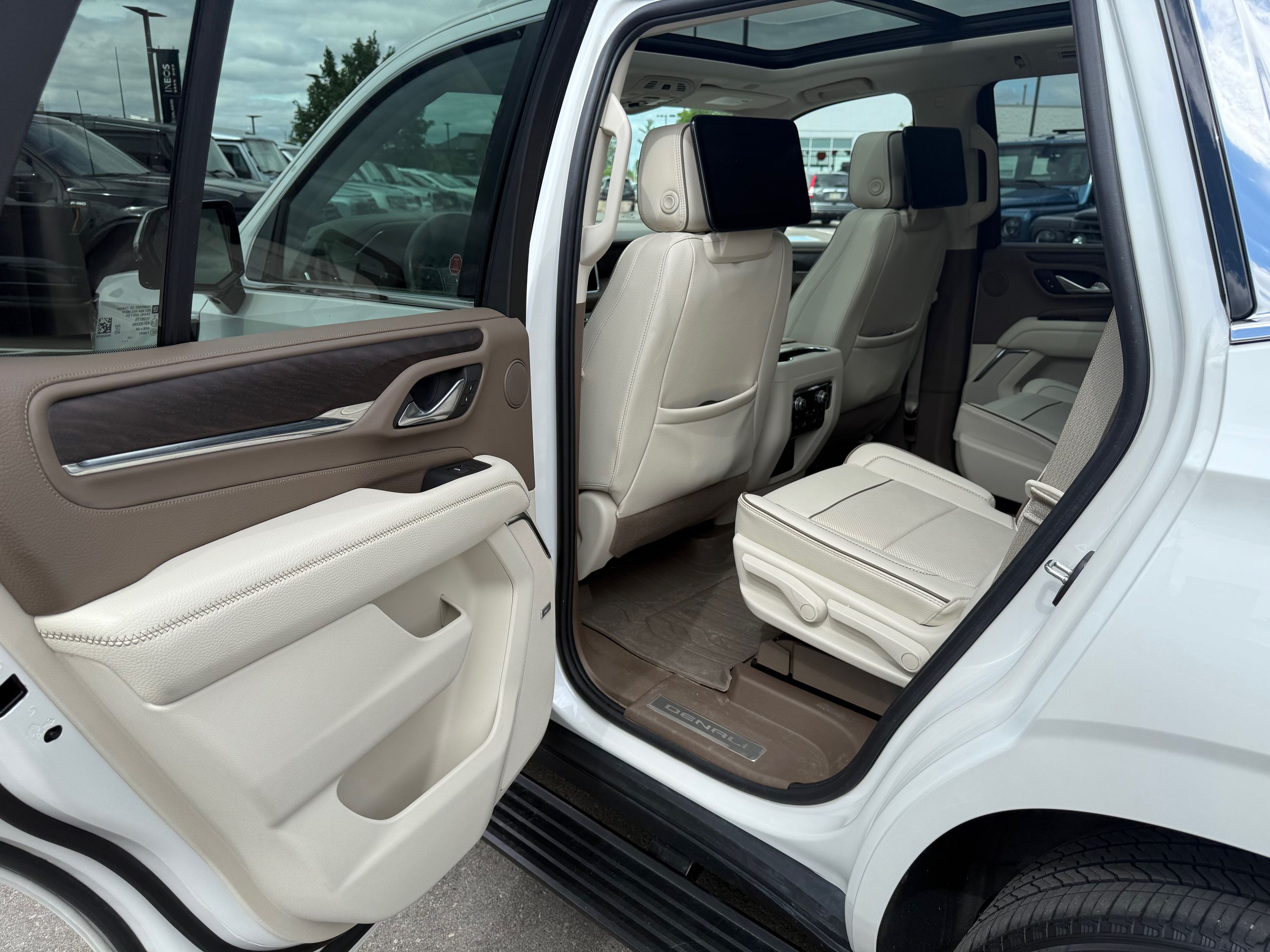 GMC Yukon  2023 à Mississauga, Ontario