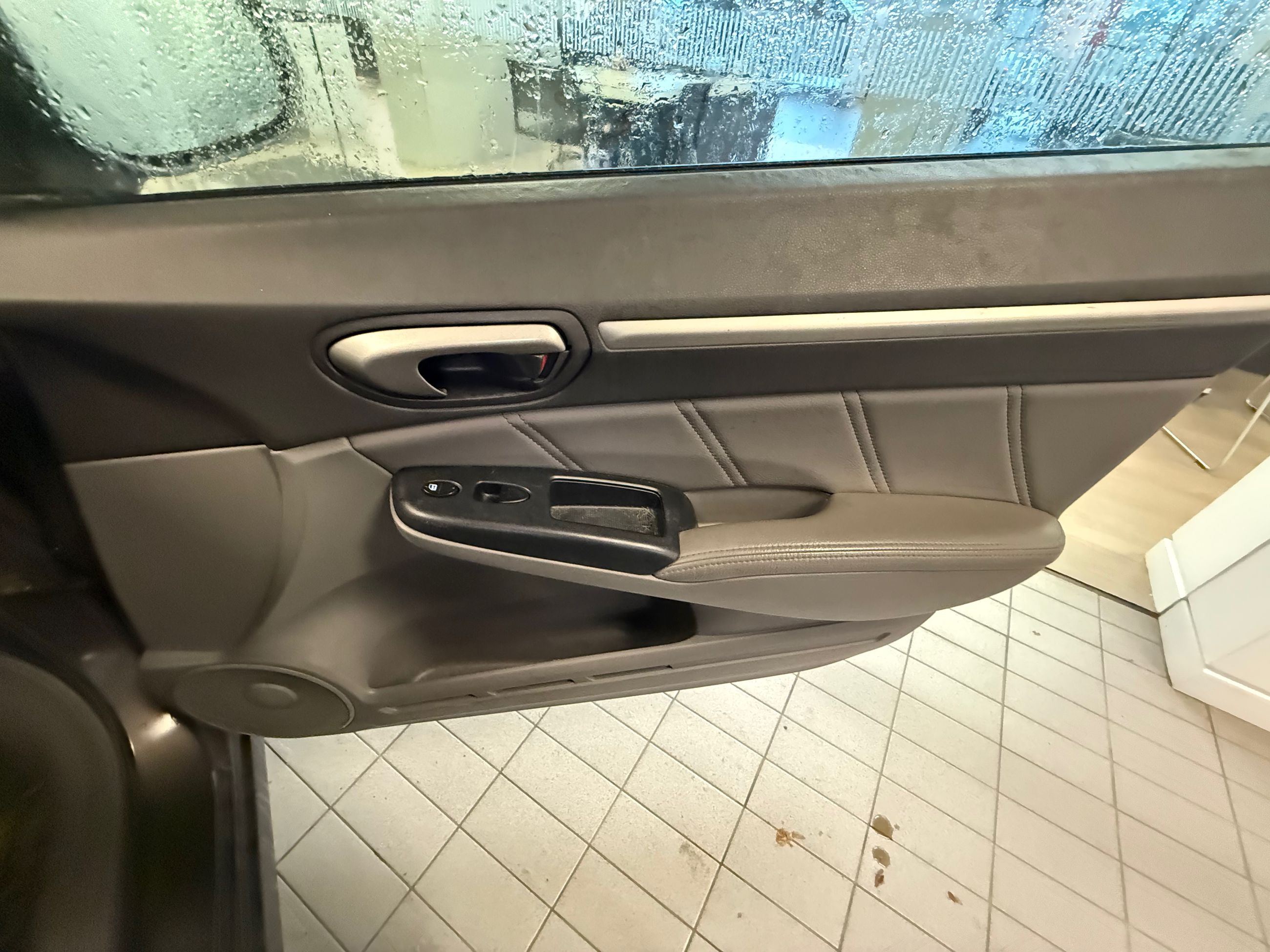 2010 Honda Civic in Vancouver, British Columbia