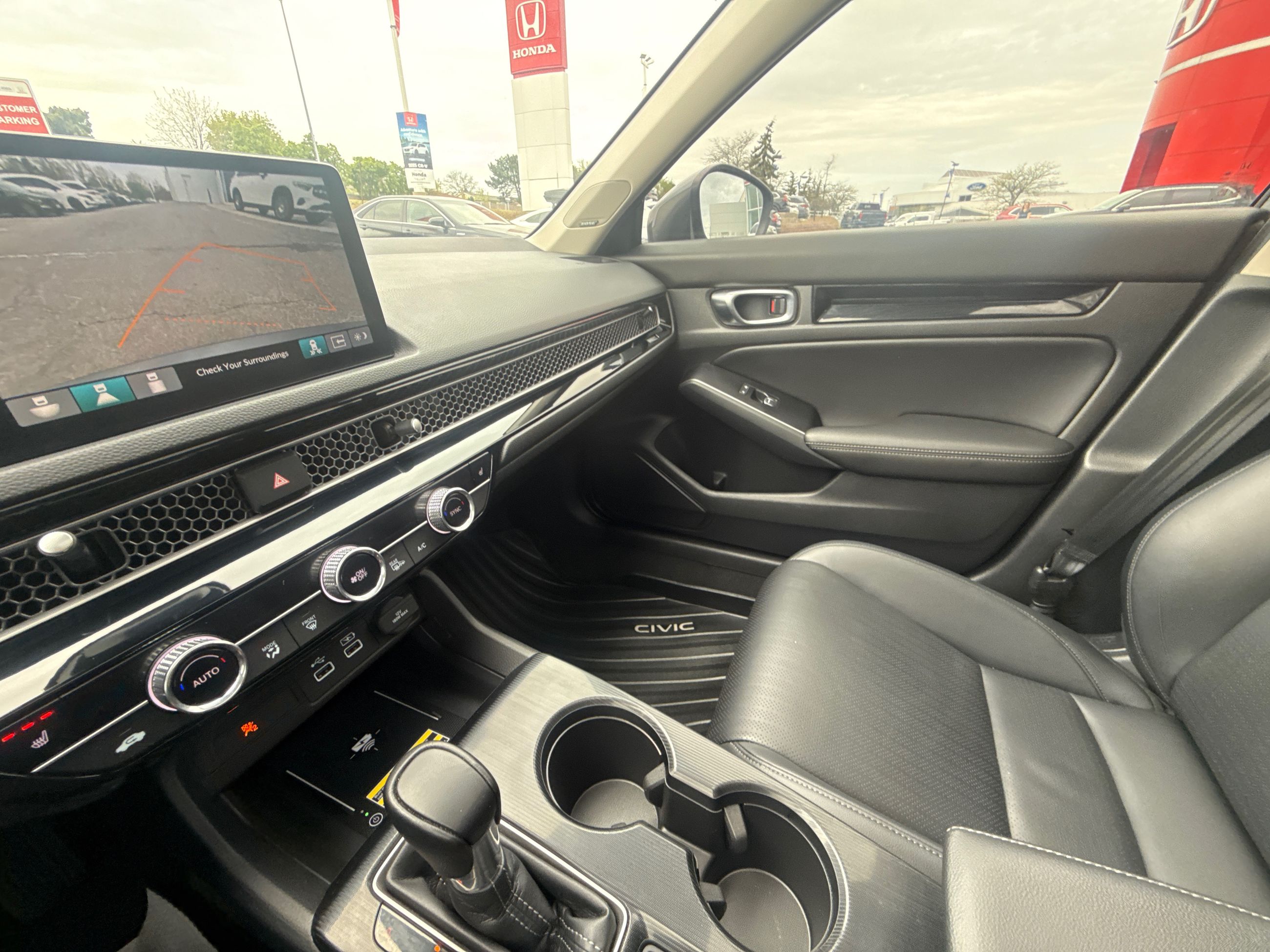 2022 Honda Civic in Mississauga, Ontario