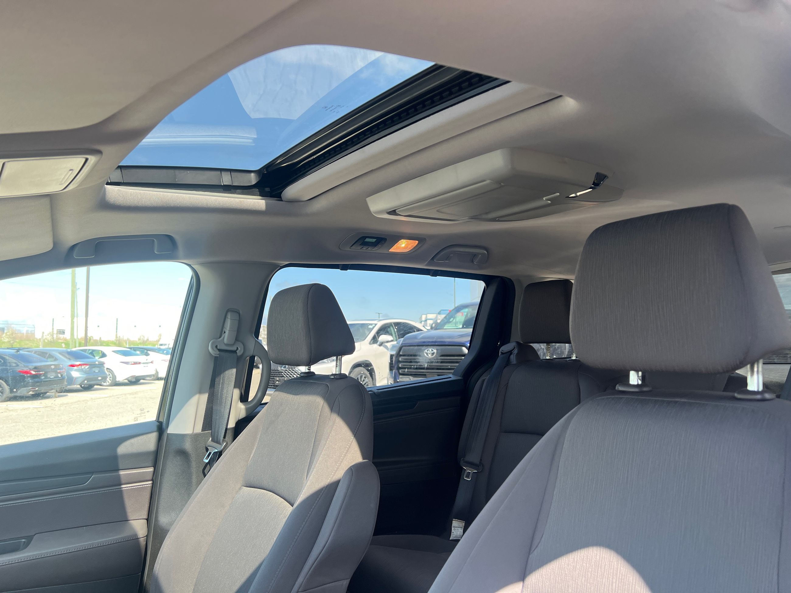 2018 Honda Odyssey in Bolton, Ontario