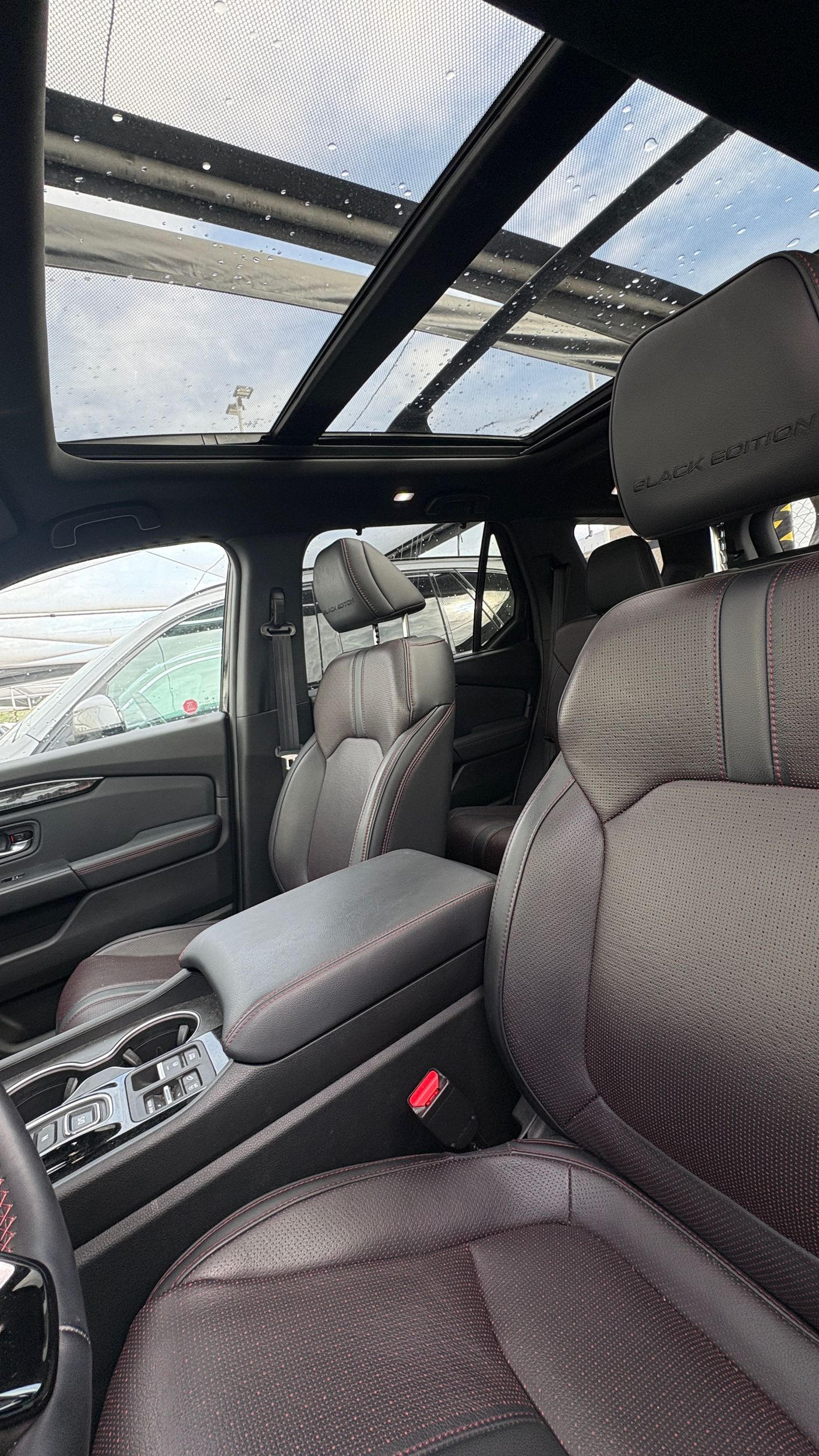 2025 Honda Pilot in Calgary, Alberta
