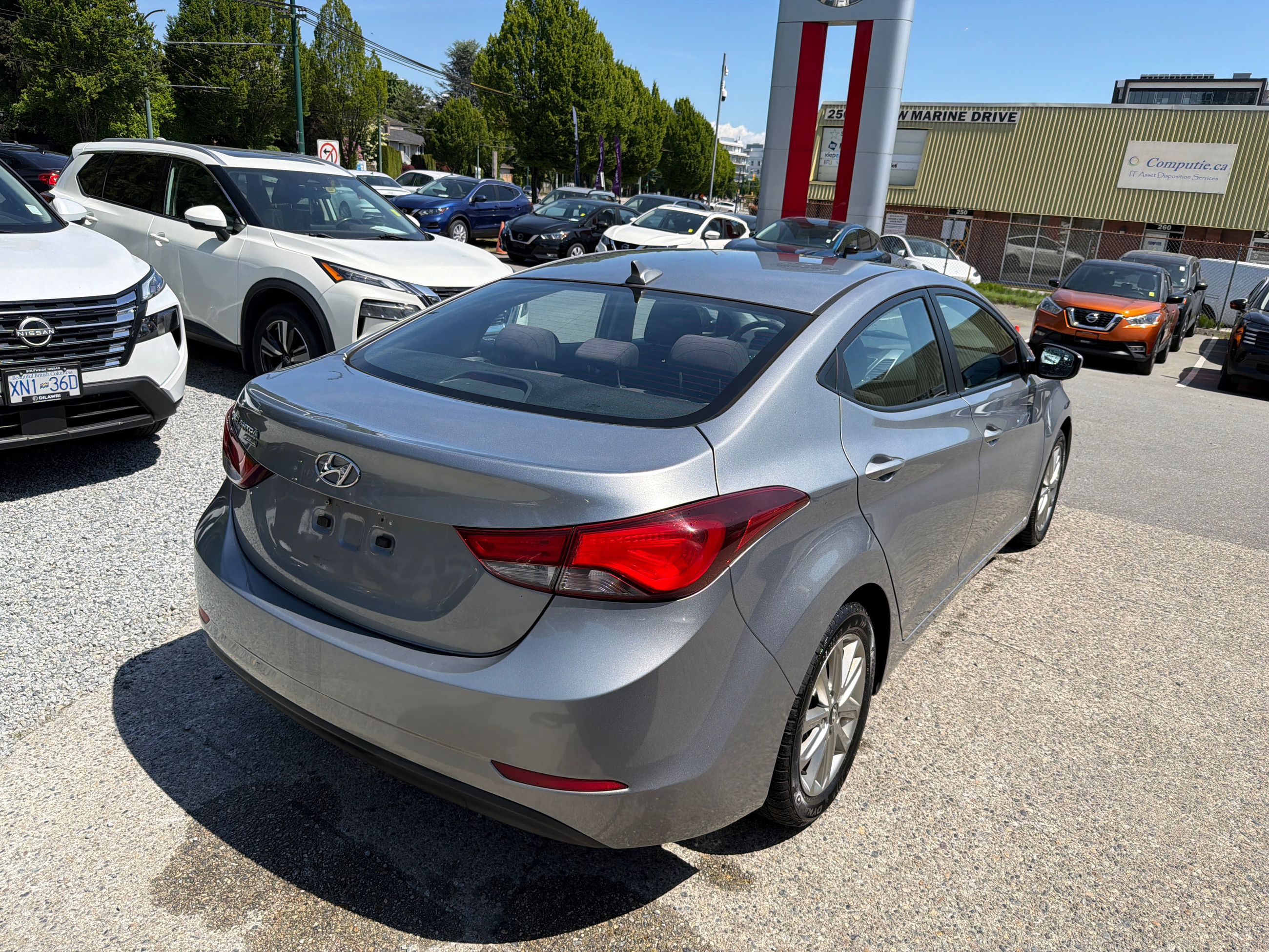 2016  Elantra Sedan