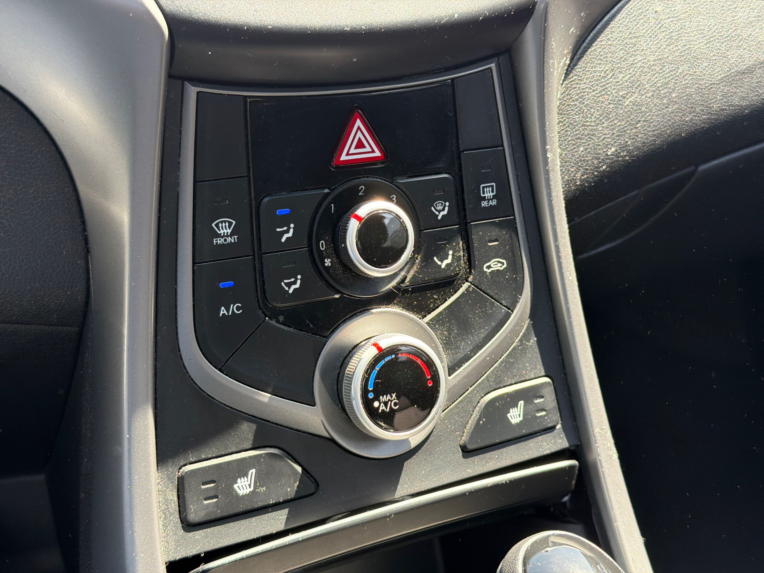 2016  Elantra Sedan