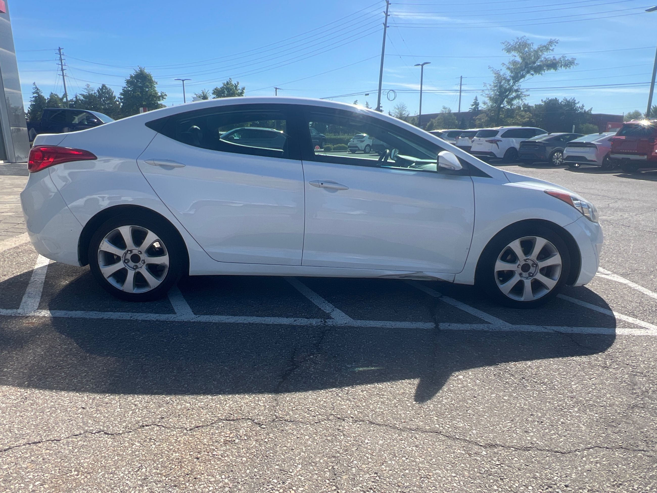 2013 Hyundai Elantra in Bolton, Ontario