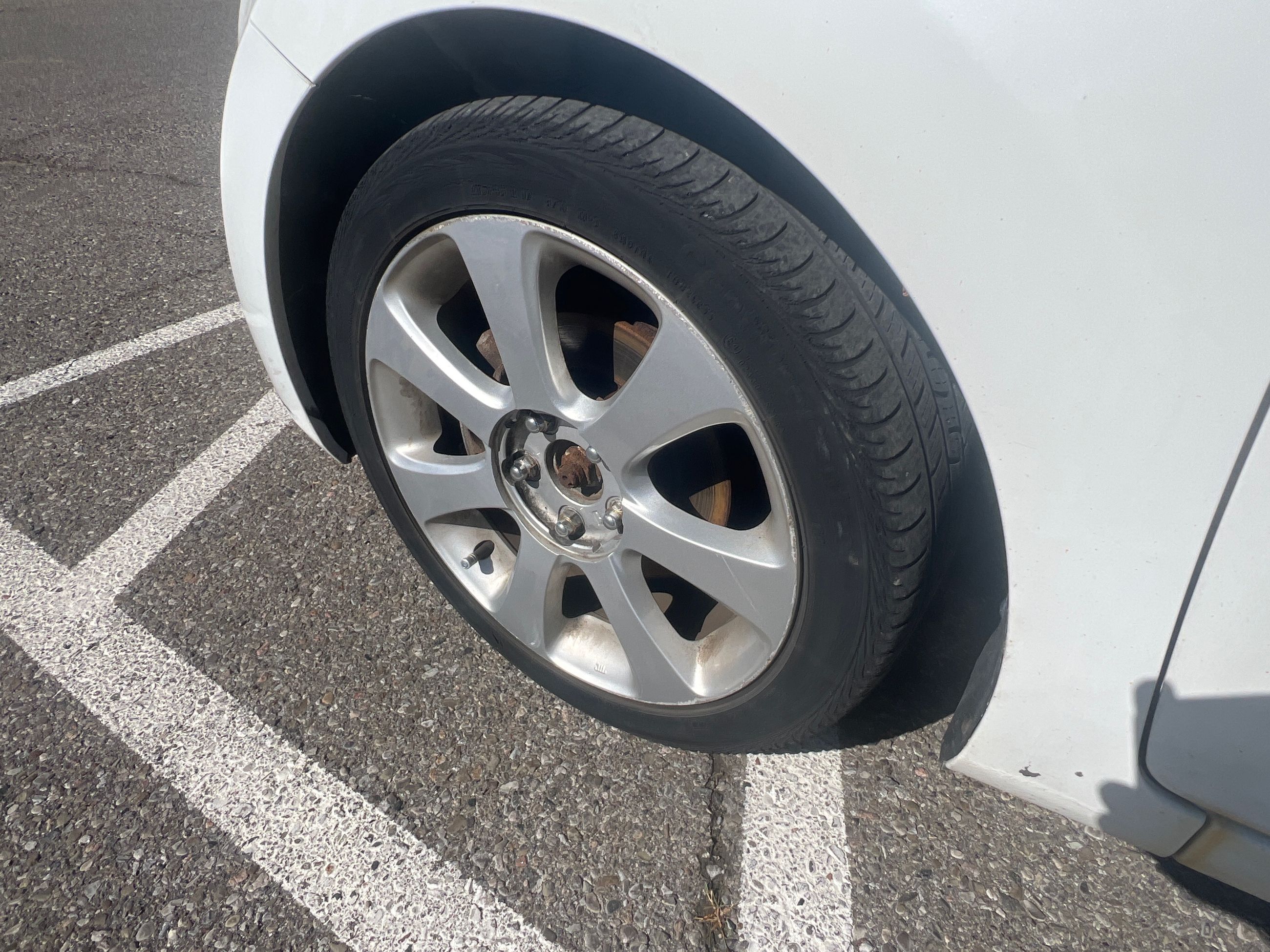 2013 Hyundai Elantra in Bolton, Ontario