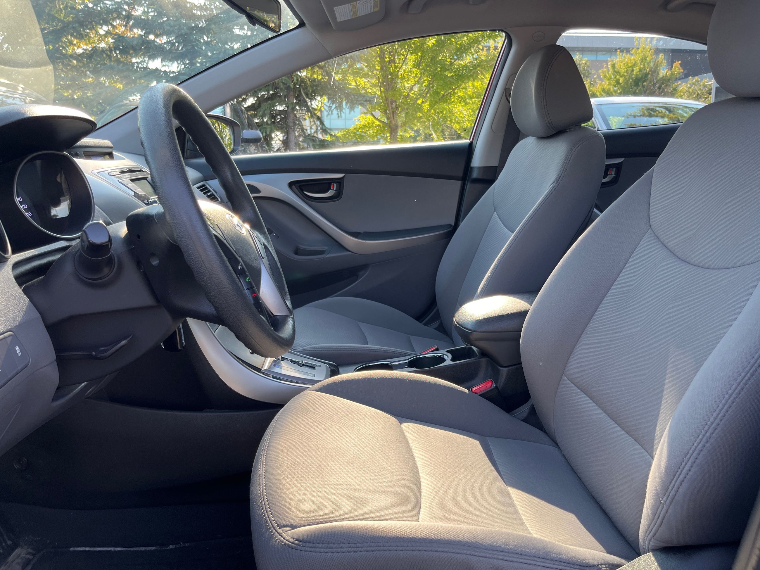 2013 Hyundai Elantra in Markham, Ontario