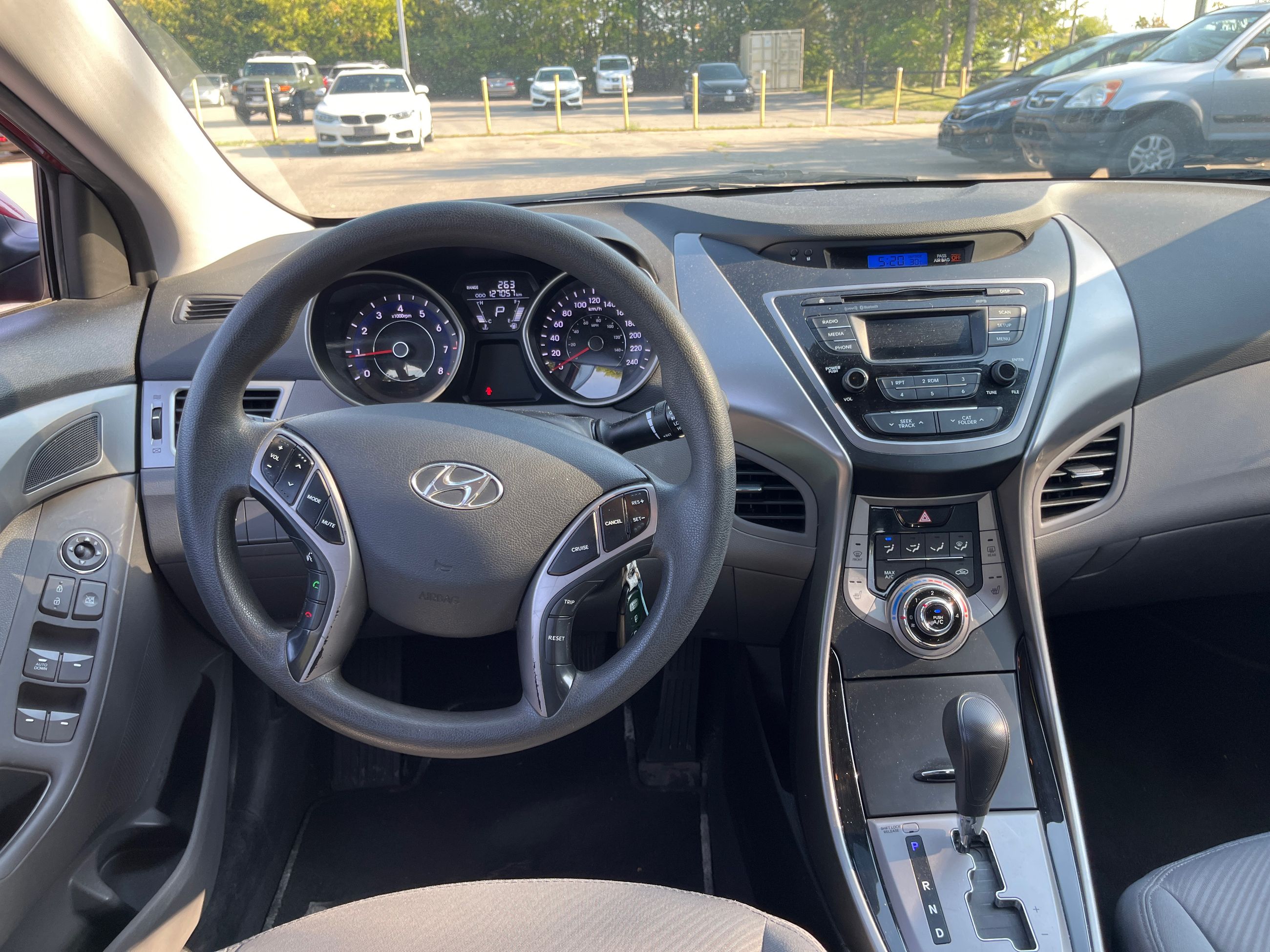 2013 Hyundai Elantra in Markham, Ontario