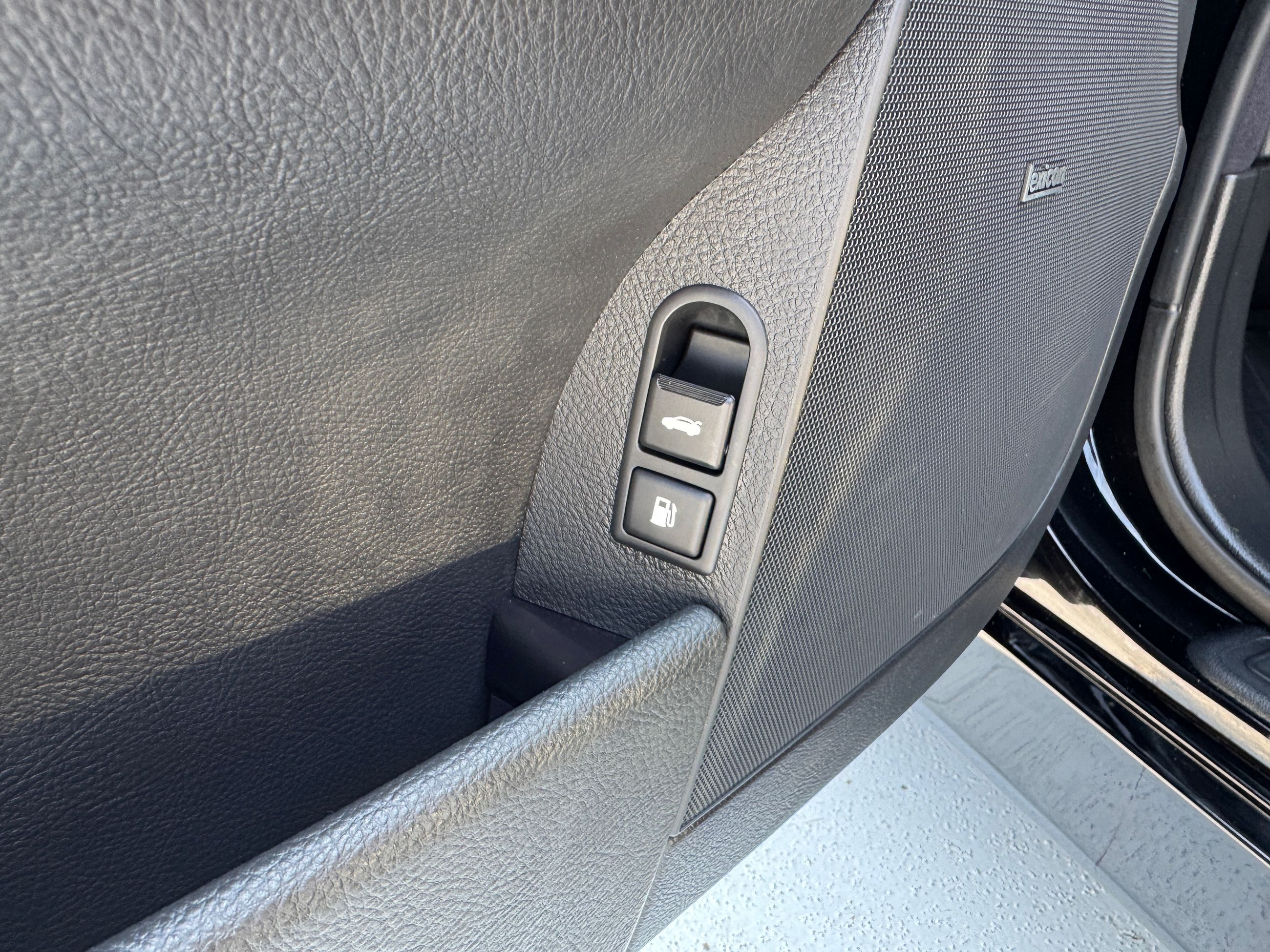 2013 Hyundai Genesis Sedan