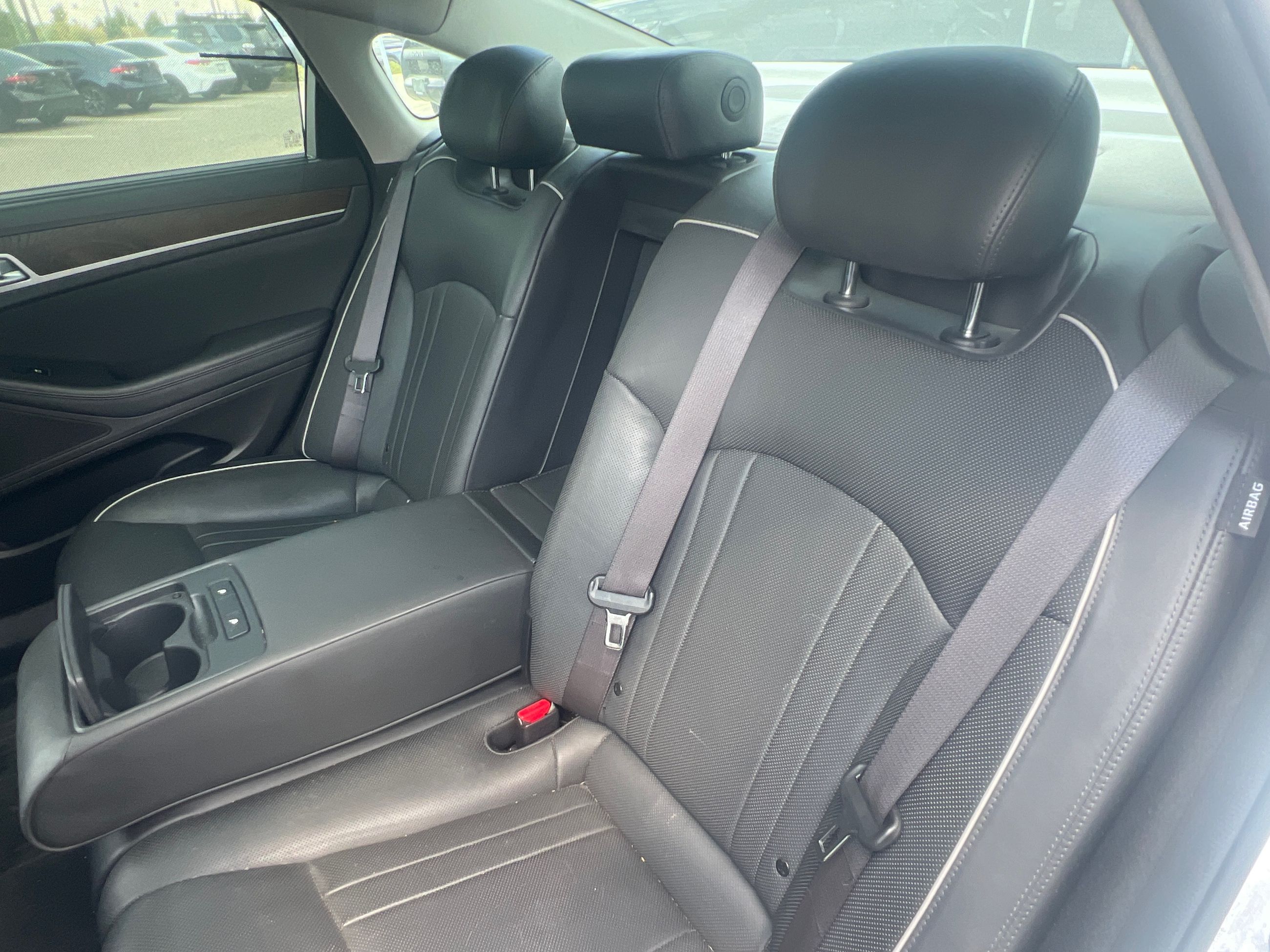 Hyundai Genesis  2015 à Bolton, Ontario