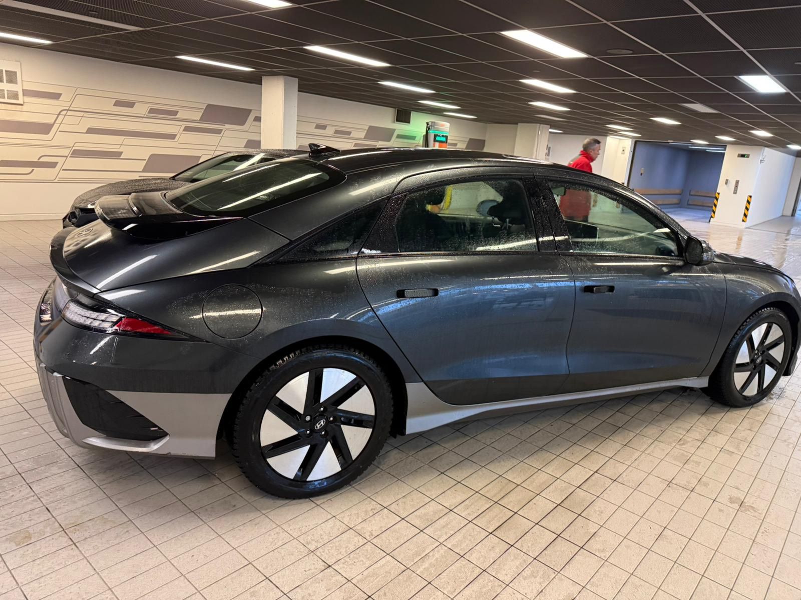 Hyundai IONIQ 6  2023 à Vancouver, Colombie-Britannique