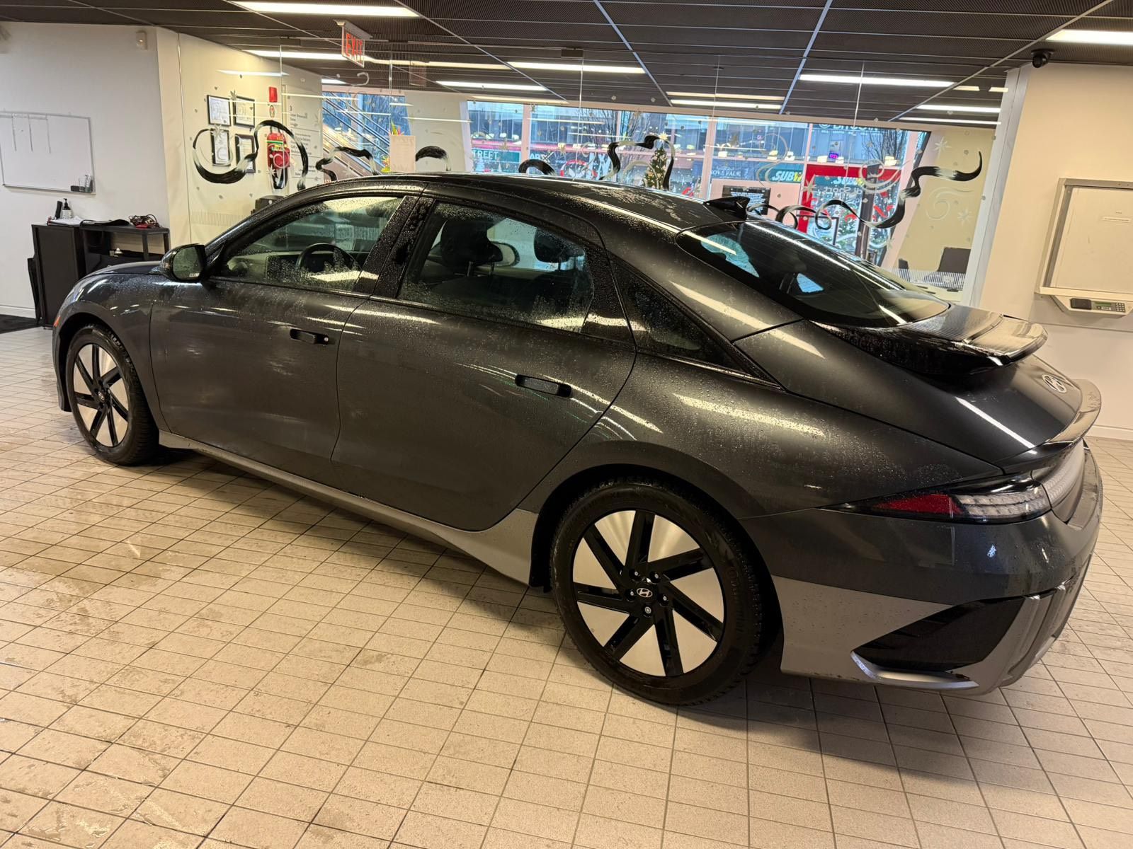 Hyundai IONIQ 6  2023 à Vancouver, Colombie-Britannique