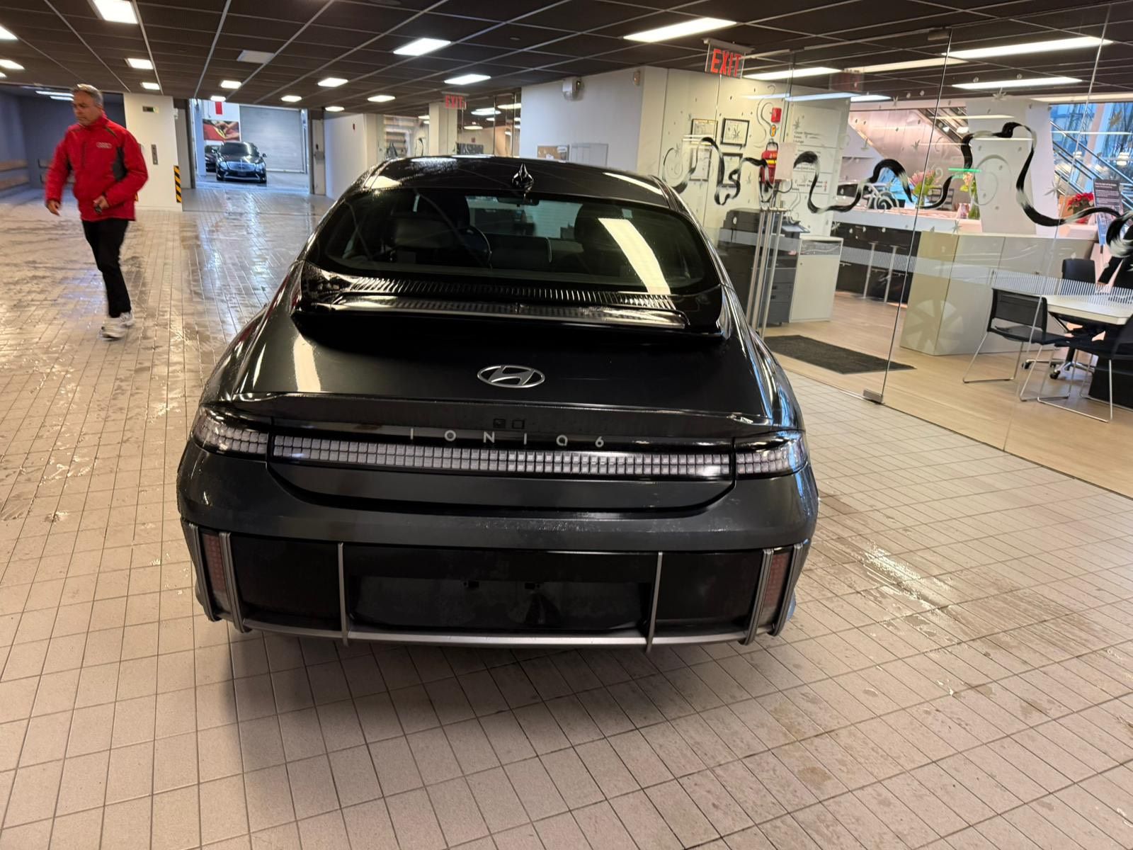 Hyundai IONIQ 6  2023 à Vancouver, Colombie-Britannique