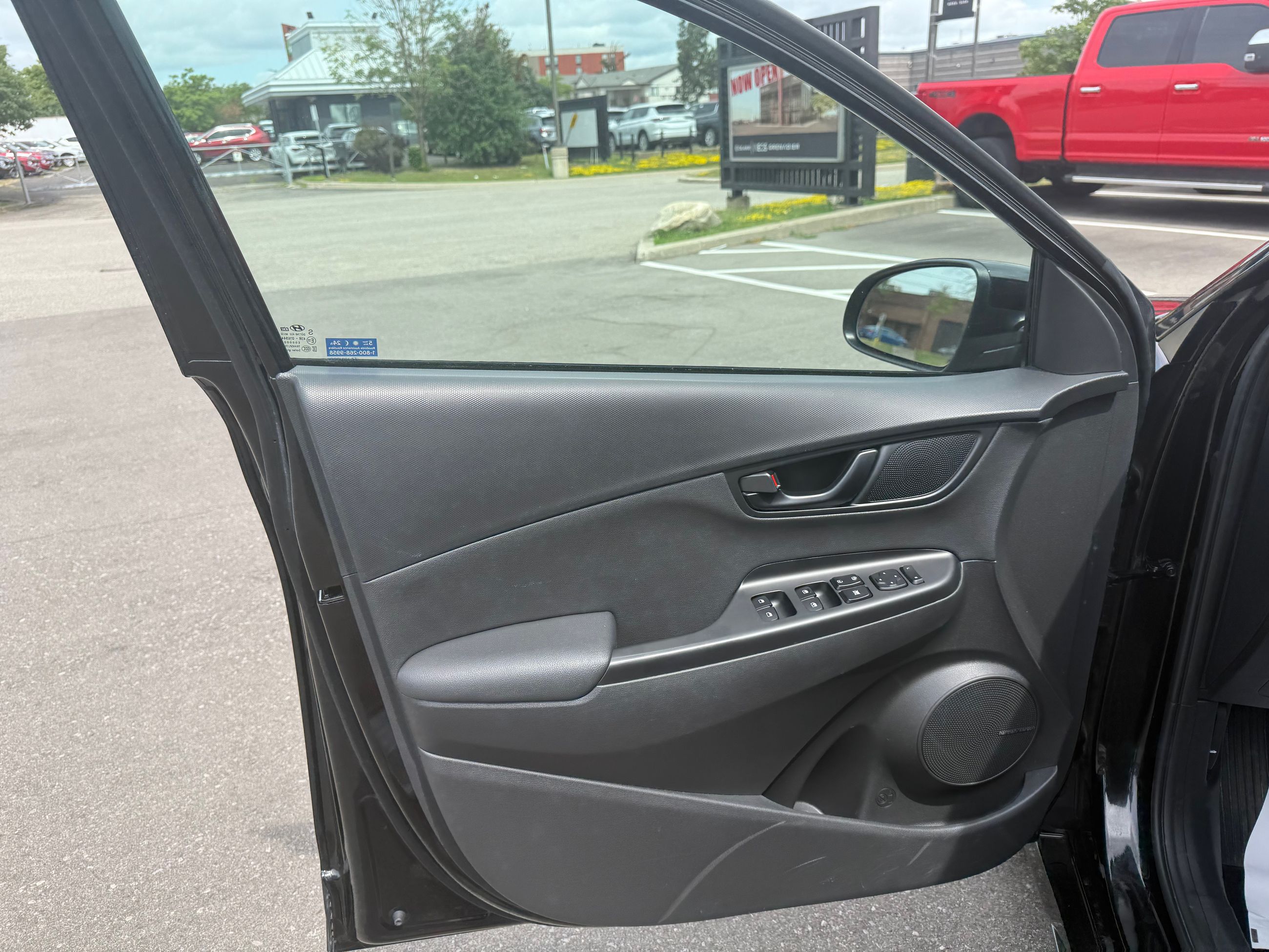 2022 Hyundai Kona in Mississauga, Ontario